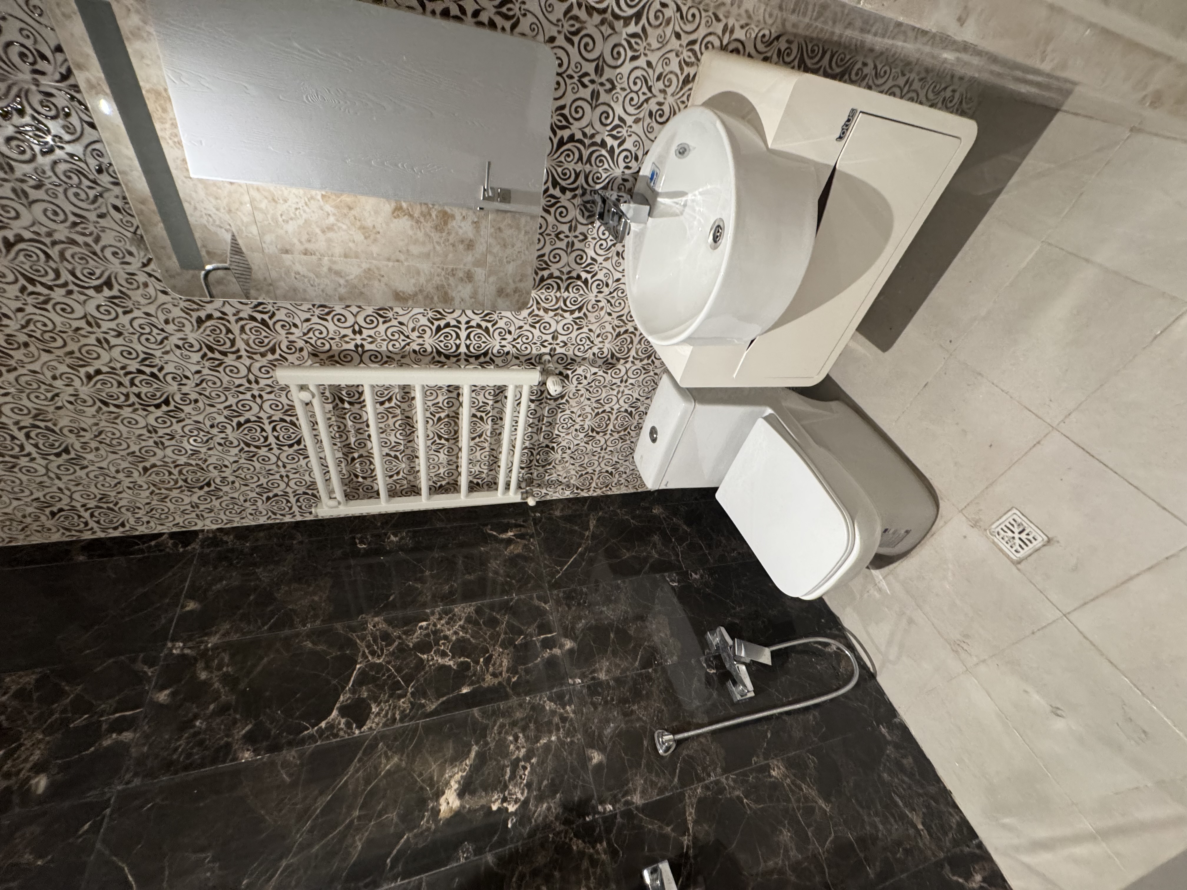 اجاره آپارتمان 145 متر سوهانک ویو مشجر کلیدنخورده