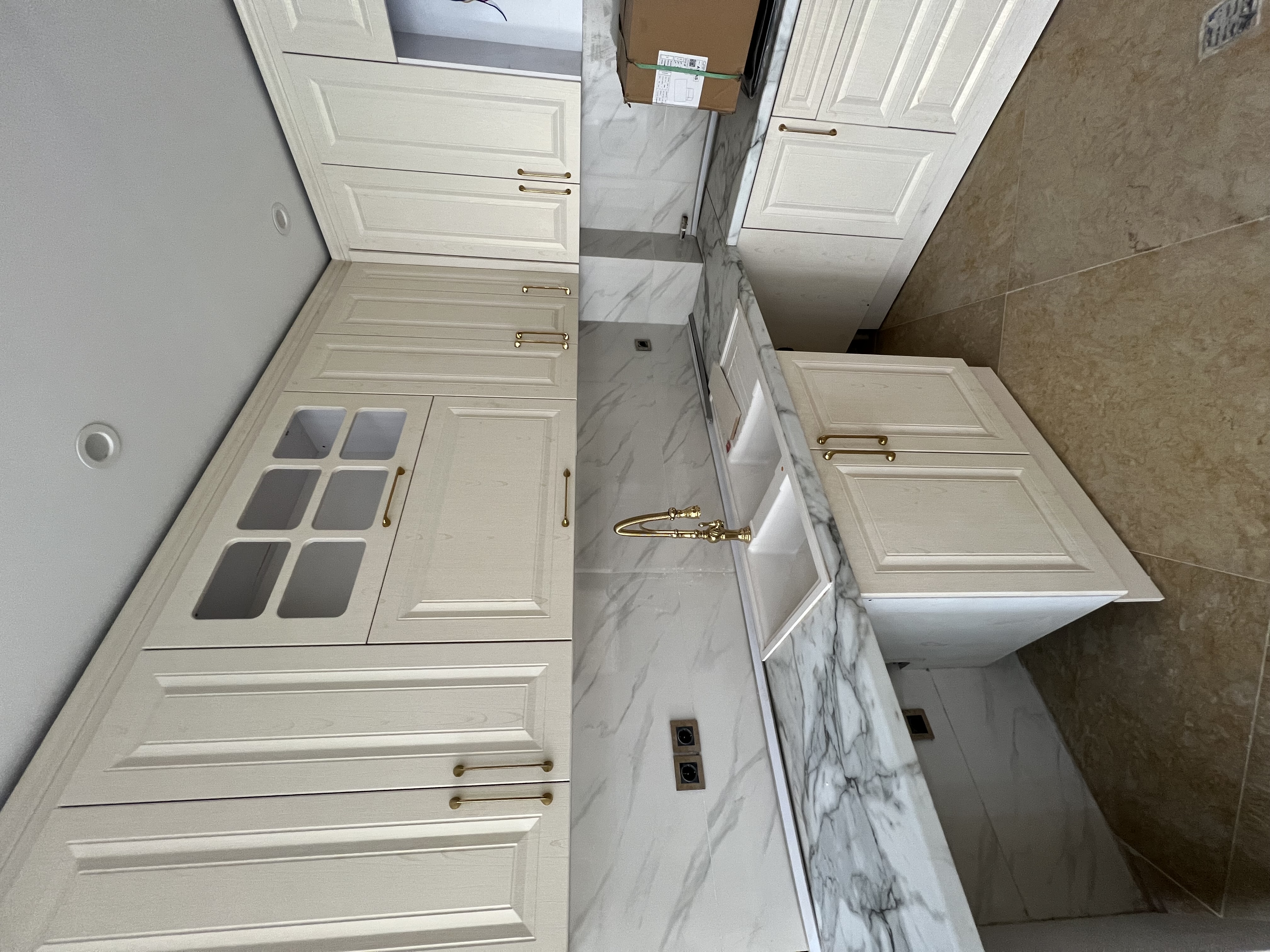 فروش آپارتمان 118 متر کیکاووس فول بازسازی