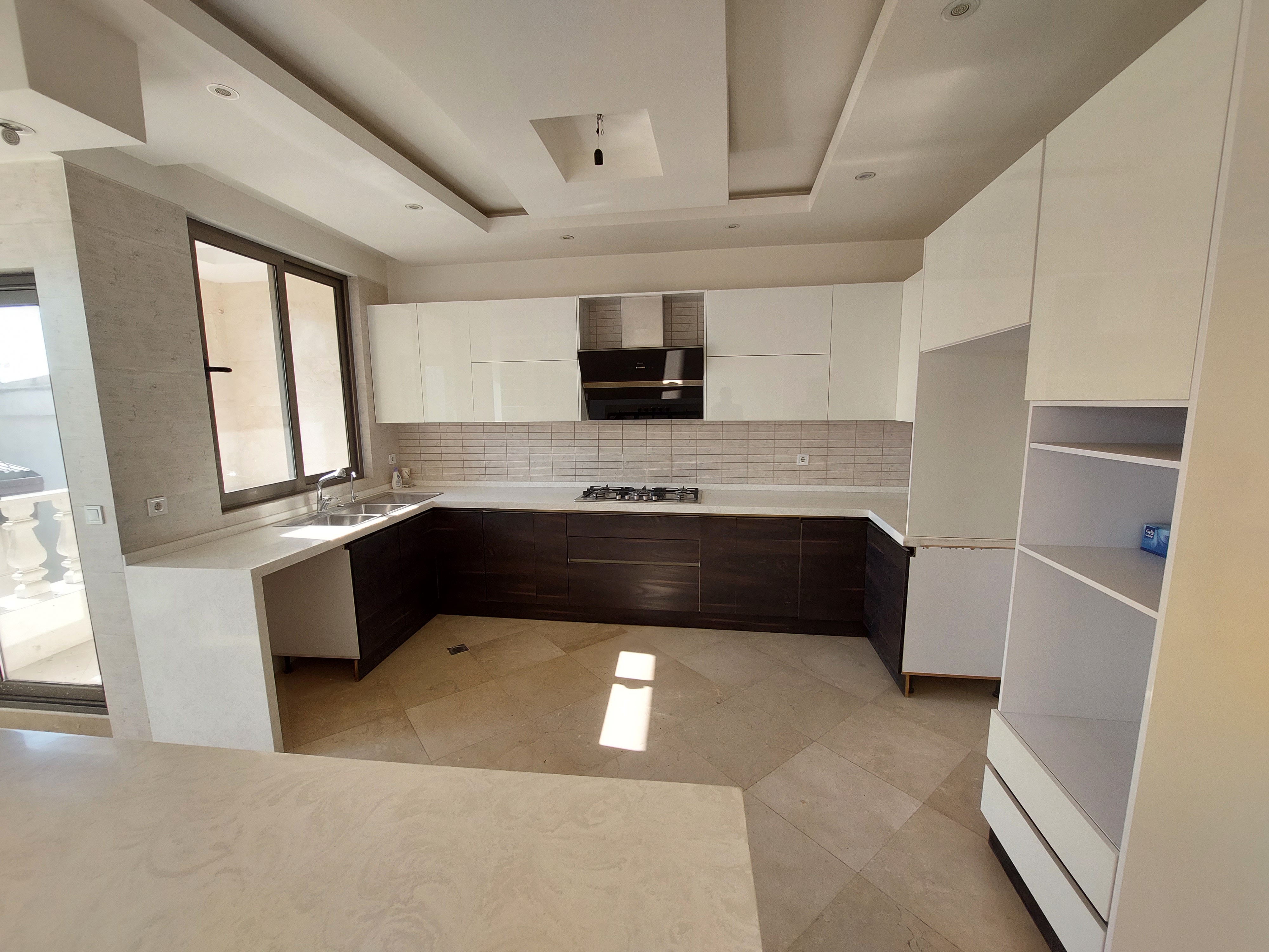 اجاره آپارتمان 225 متر آجودانیه