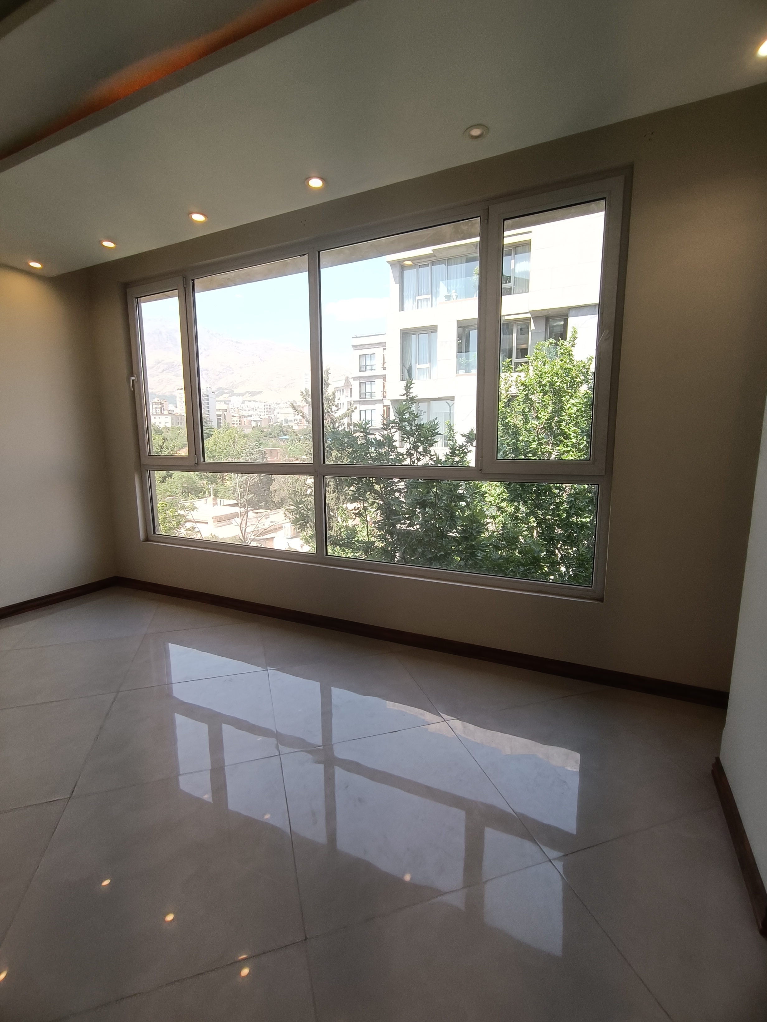 فروش آپارتمان 180متر فرمانیه 2خواب مستر