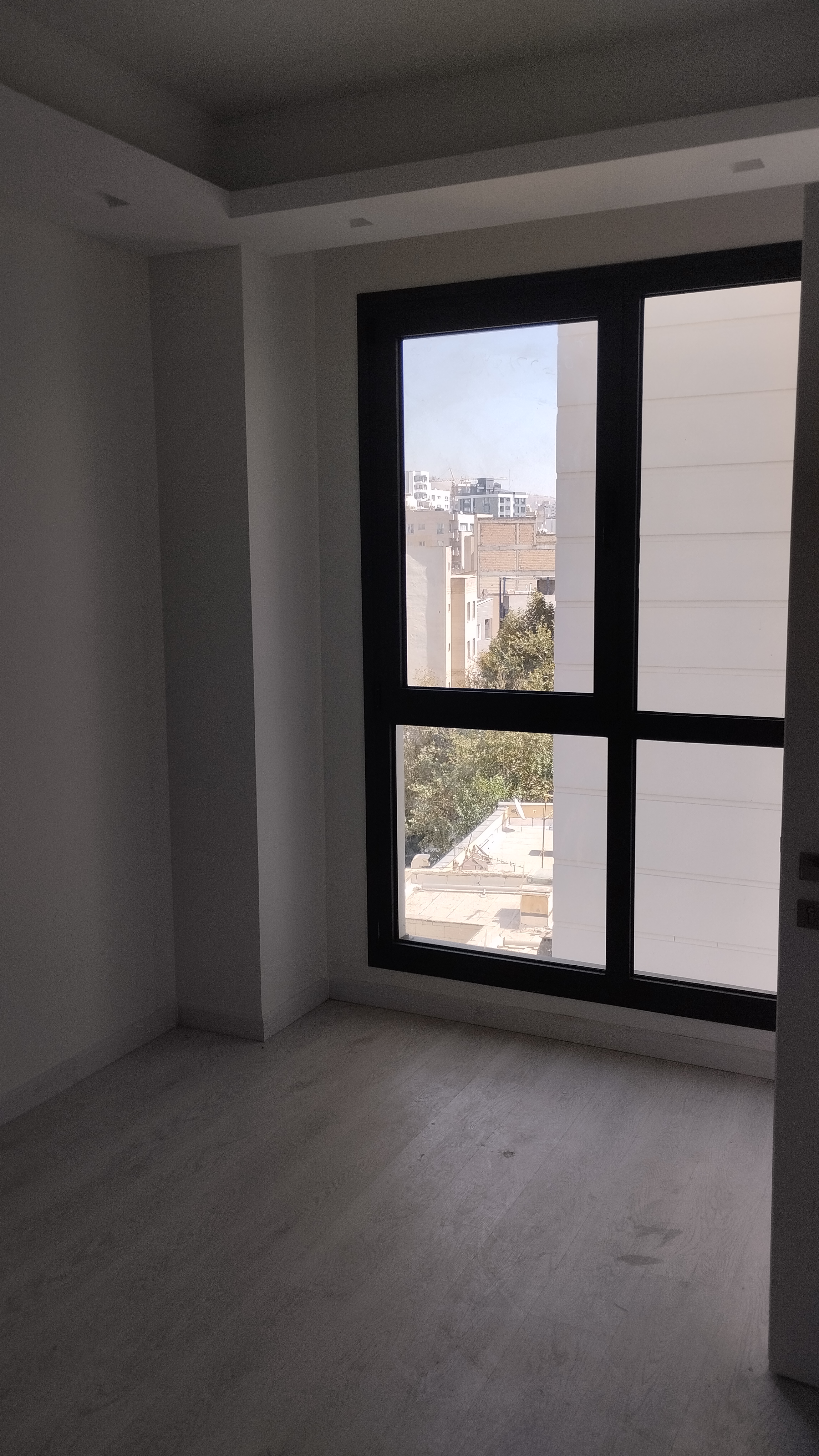 فروش آپارتمان 200 متر 3 خواب فول امکانات