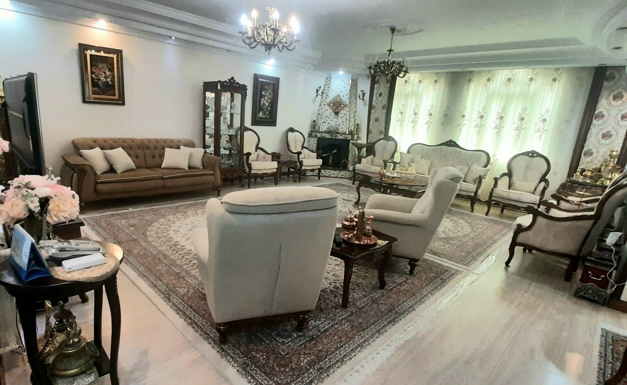 فروش آپارتمان 125 متر شهرک لاله 3 خواب بالکن دار