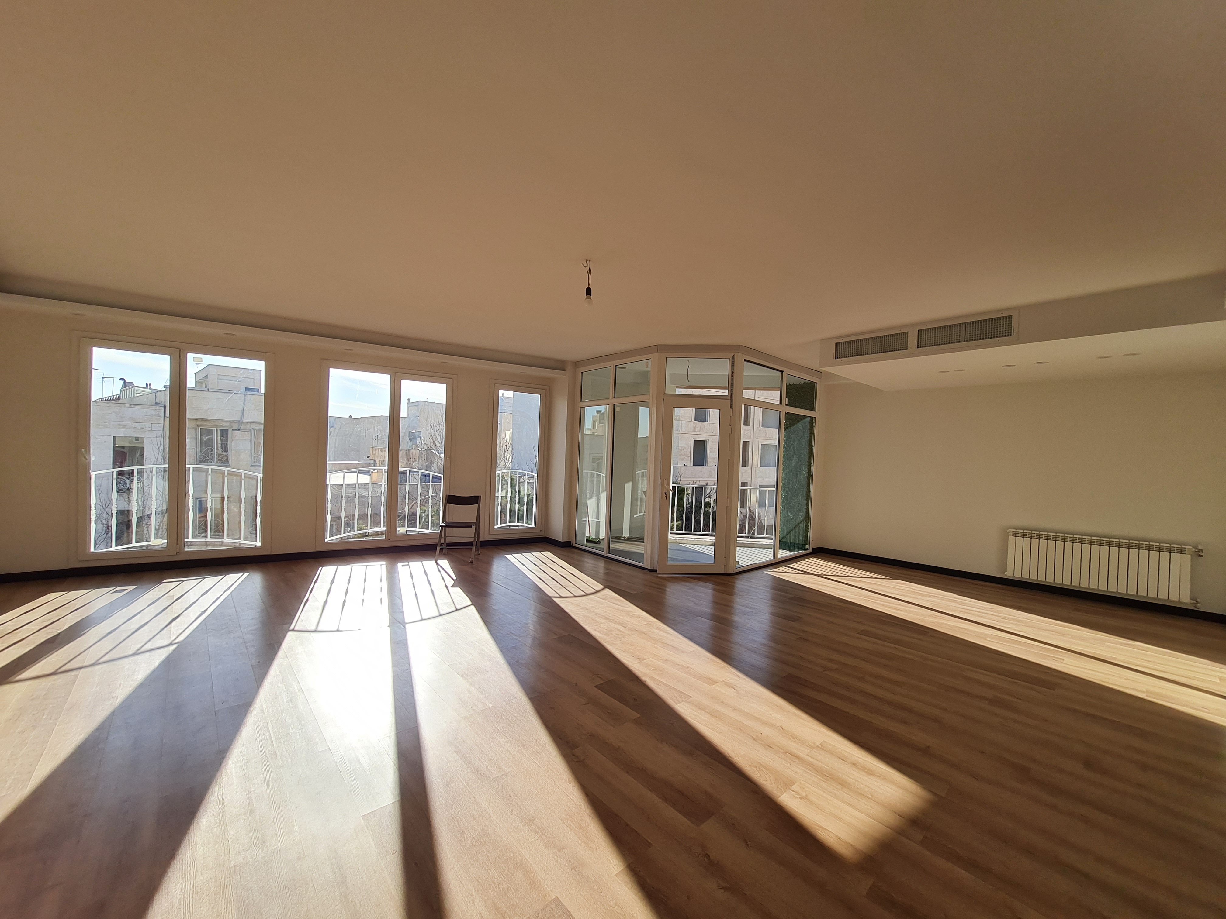 فروش آپارتمان 175 متر تاپ لوکیشن فرمانیه شرقی
