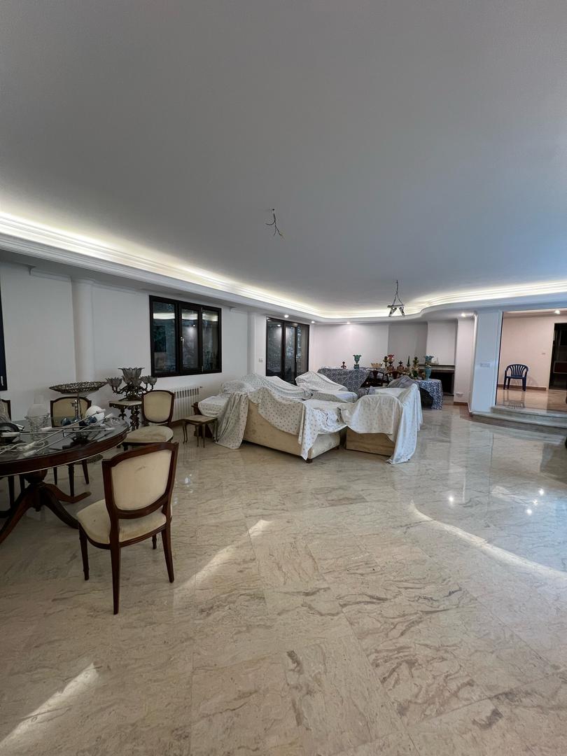 اپارتمان200 متری سه خواب تاپ لوکیشن