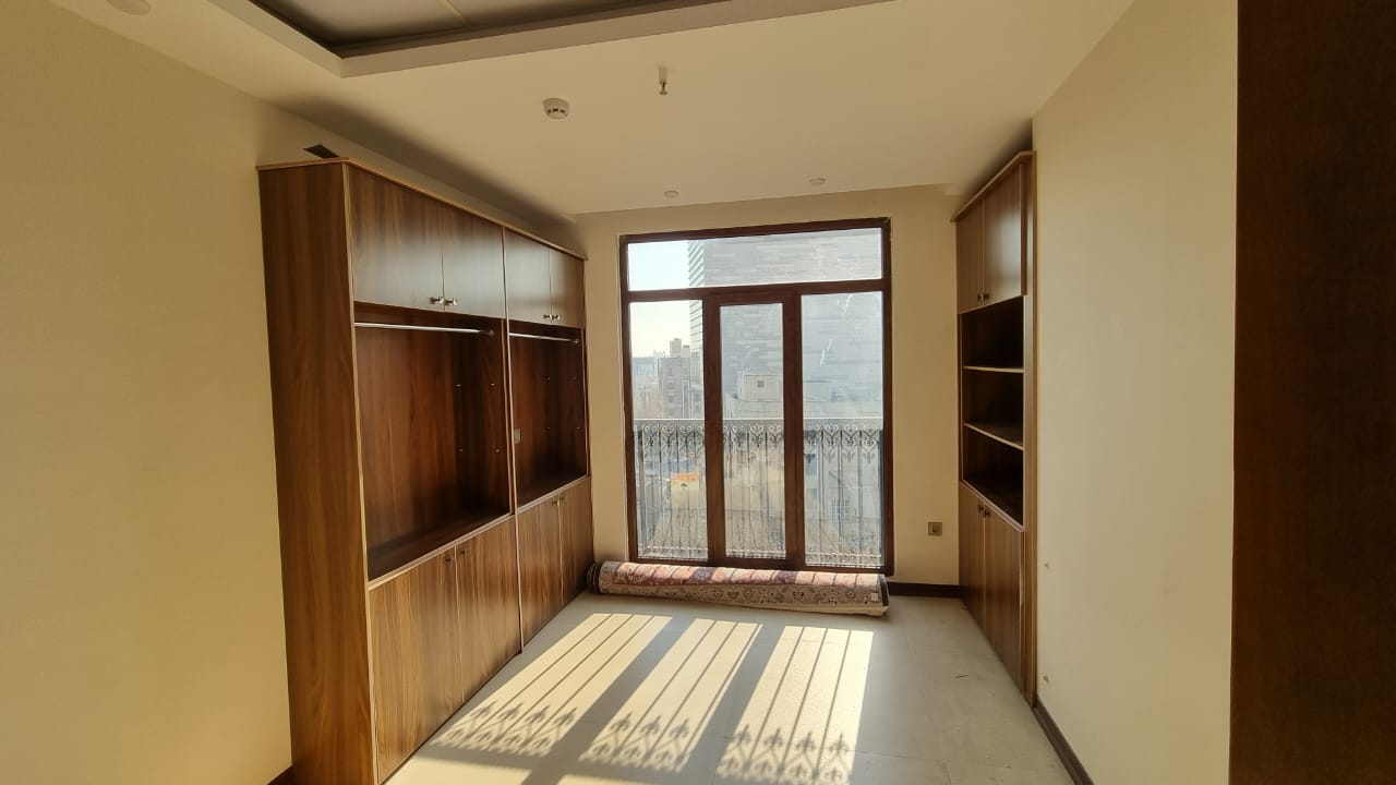 اجاره آپارتمان اداری ۱۳۰ متر اندرزگو