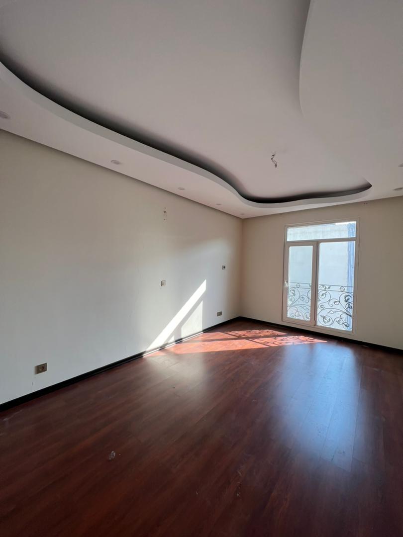 اجاره اپارتمان 250 متر نياوران