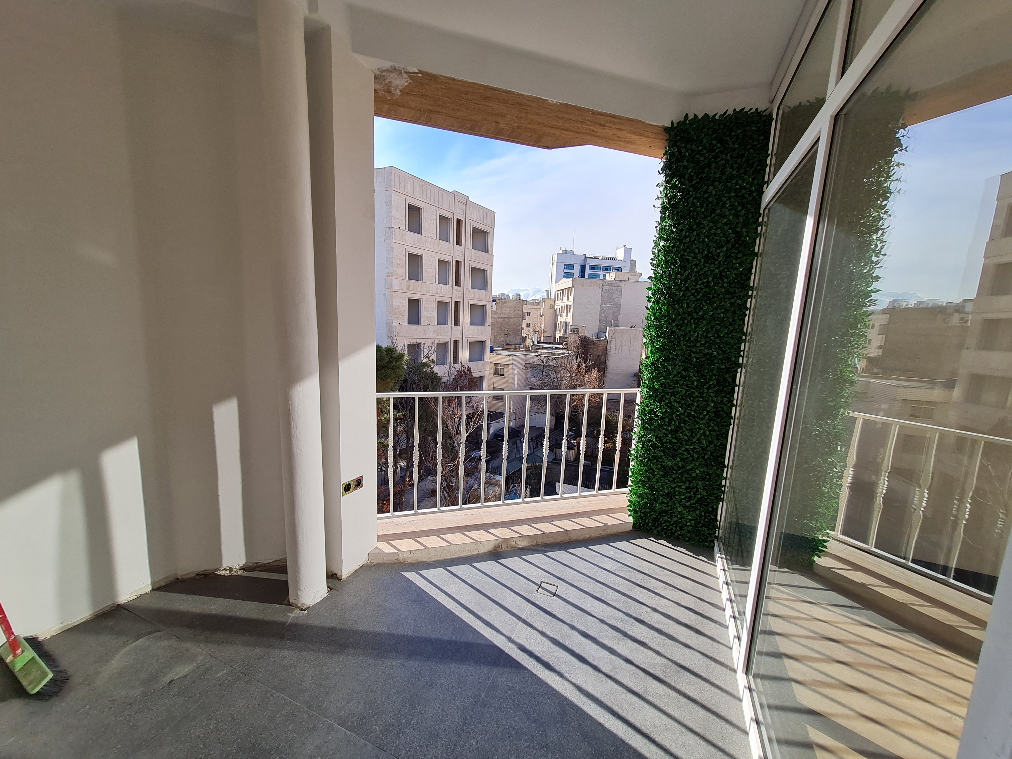فروش آپارتمان 175 متر تاپ لوکیشن فرمانیه شرقی