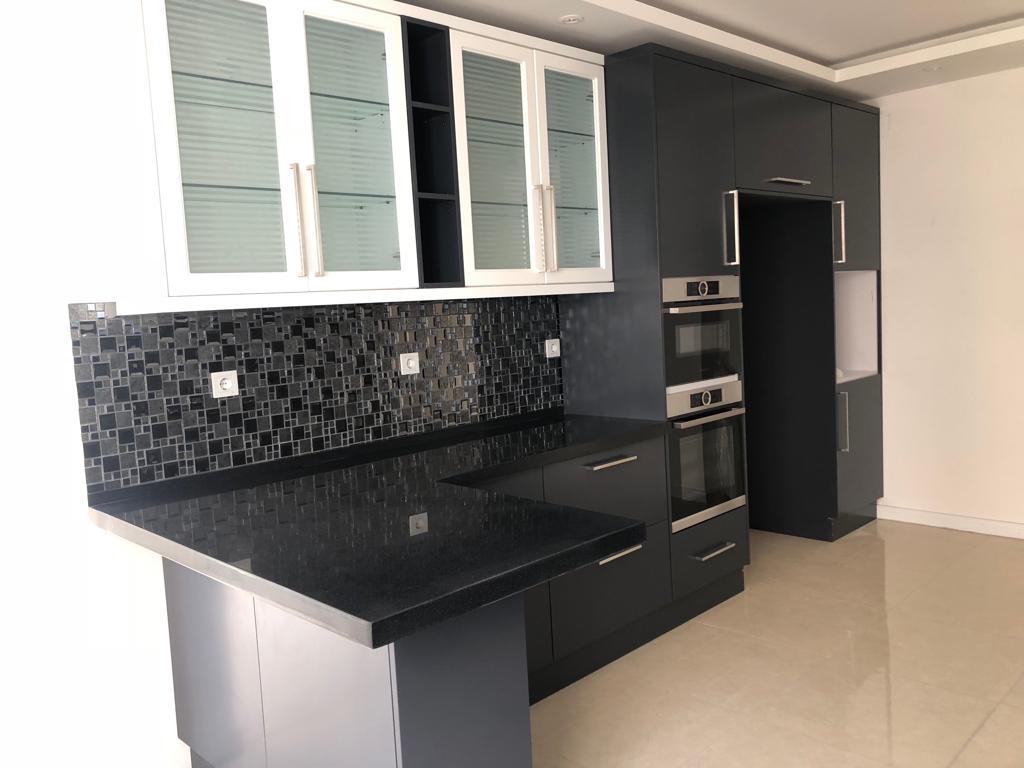 اپارتمان 200متری سه خواب مدرن