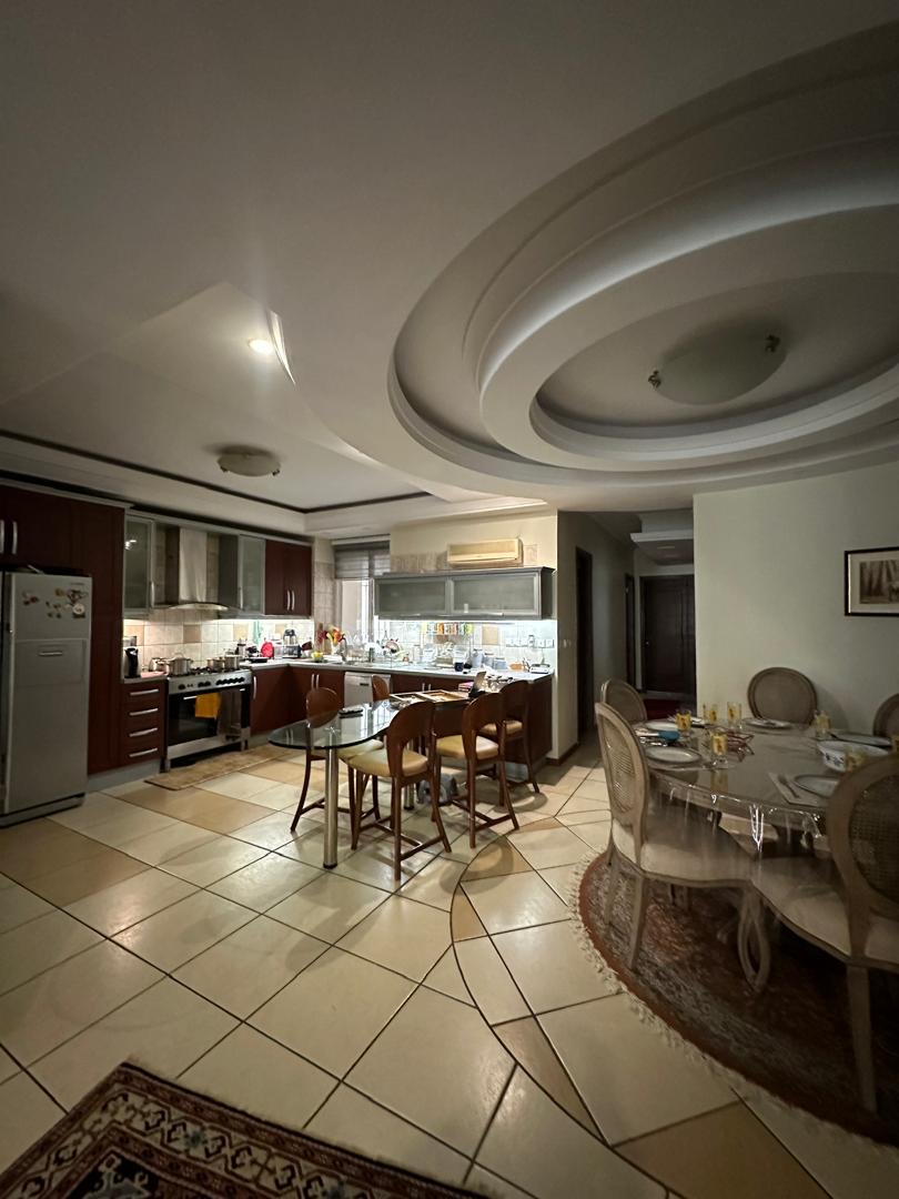 فروش آپارتمان 205 متر نیاوران
