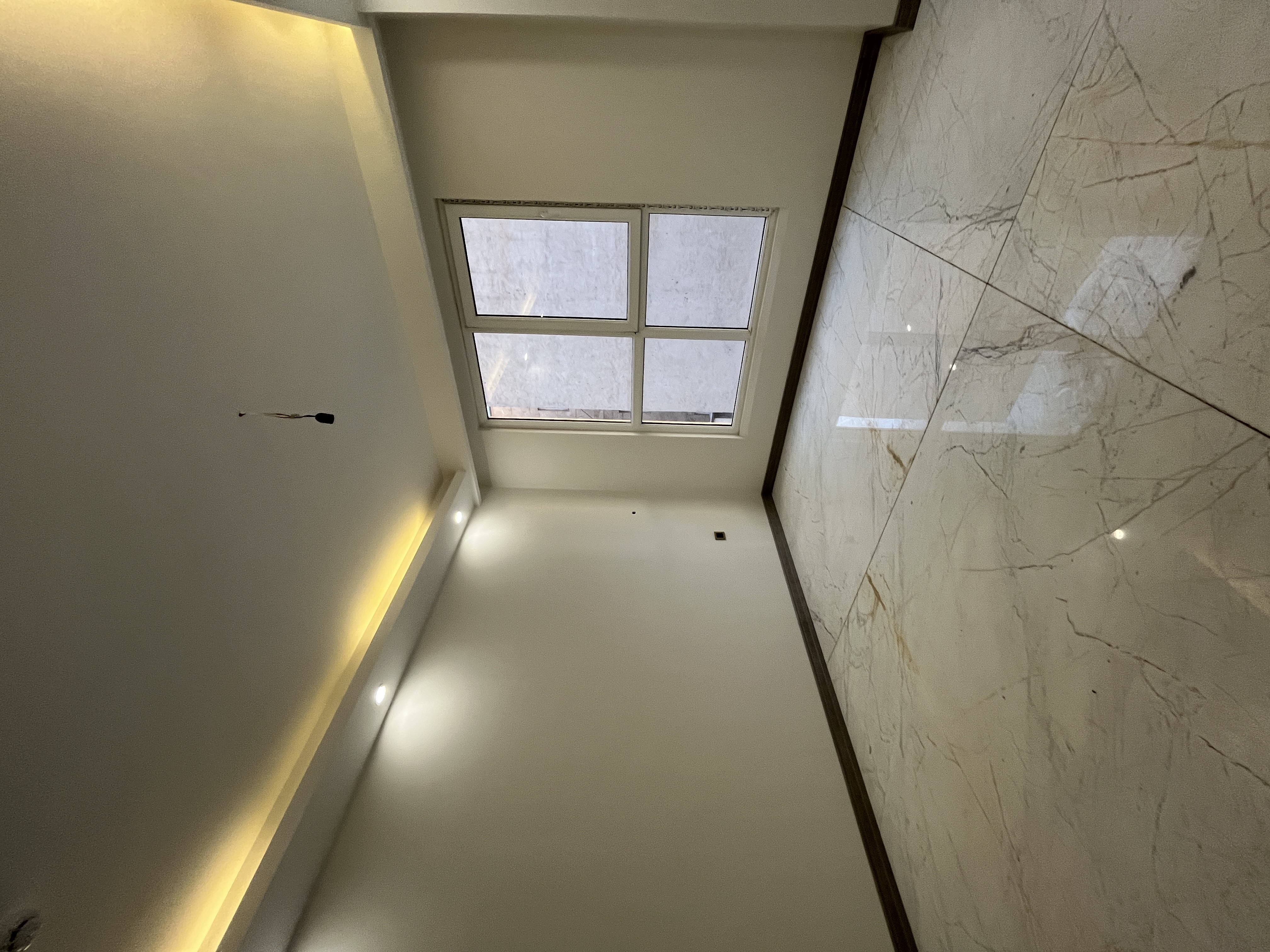 اجاره آپارتمان 124 متری نوساز فول امکانات تاپ لوکیشن