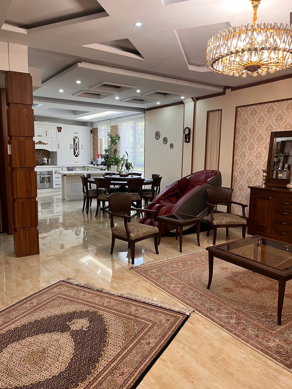 فروش آپارتمان 142 متر  فرمانیه سوئیت مجزا مشاعات دار