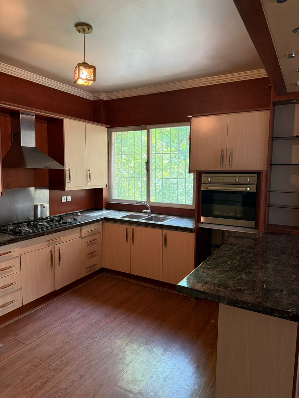 فروش آپارتمان 135متر نیاوران