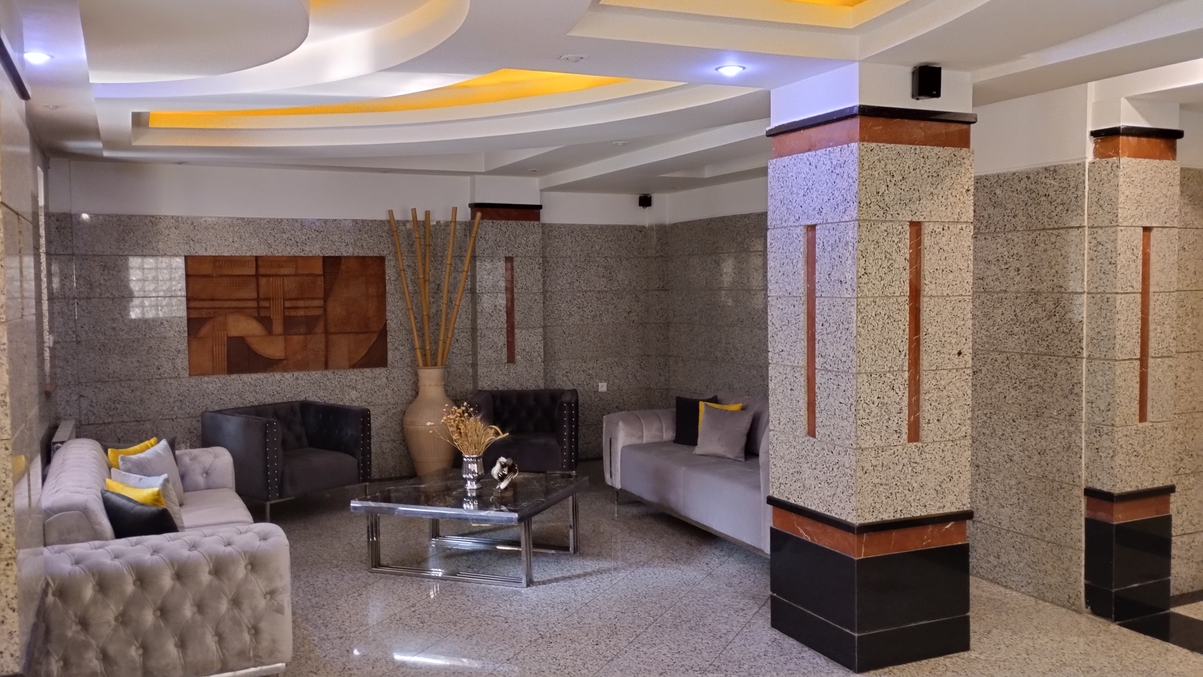 فروش آپارتمان 140 متر 3 خواب فول امکانات
