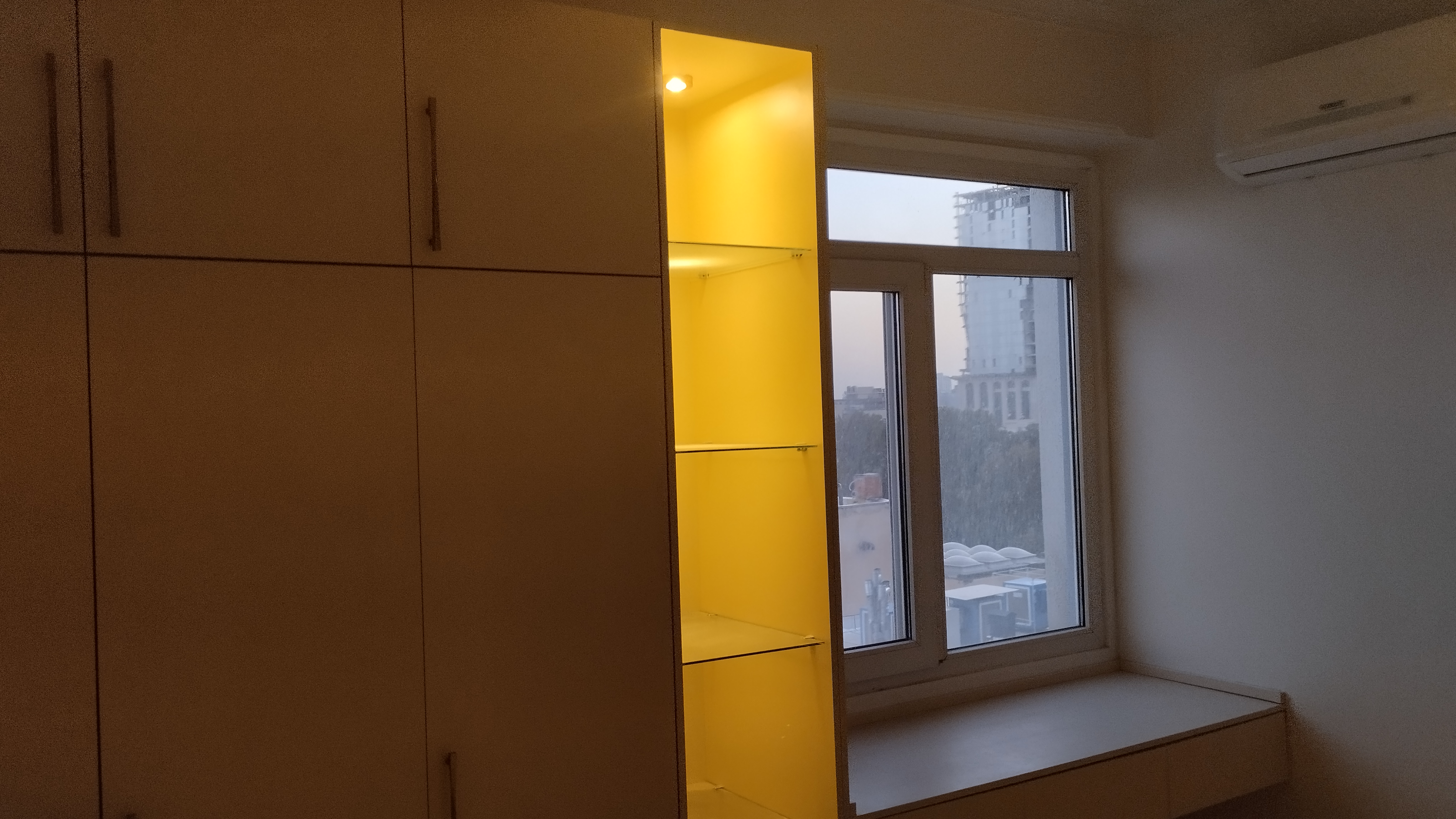 فروش آپارتمان 165 متر نیاوران 3 خواب فول امکانات