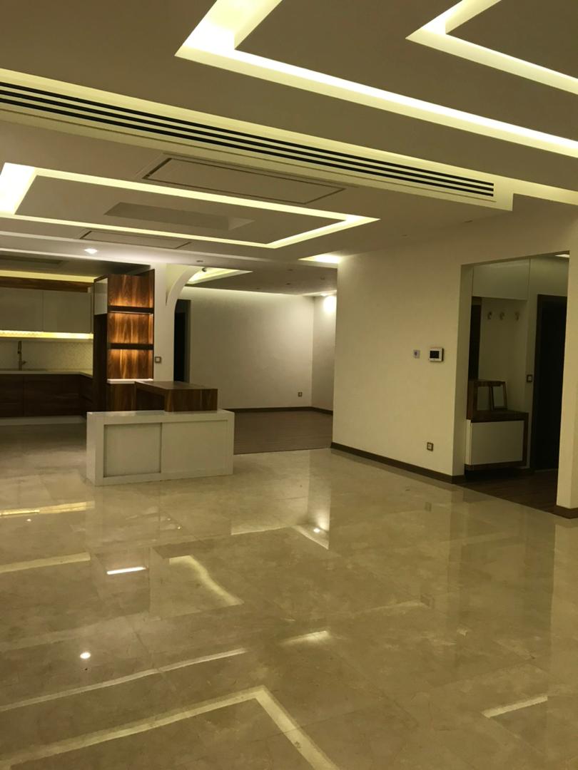 فروش آپارتمان 225 متر فرمانیه فول مشاعات