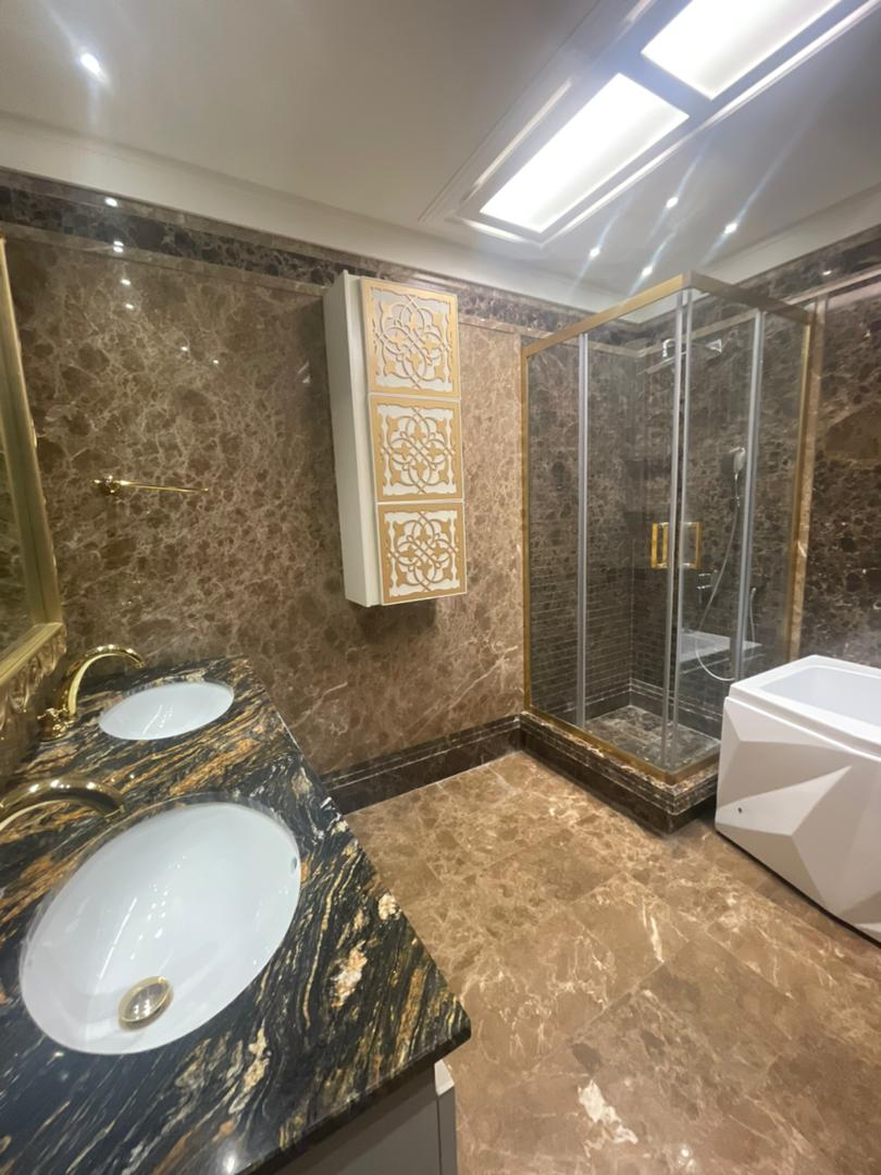 فروش آپارتمان  265متر فرمانیه 4 خواب تک واحدی نور جنوب