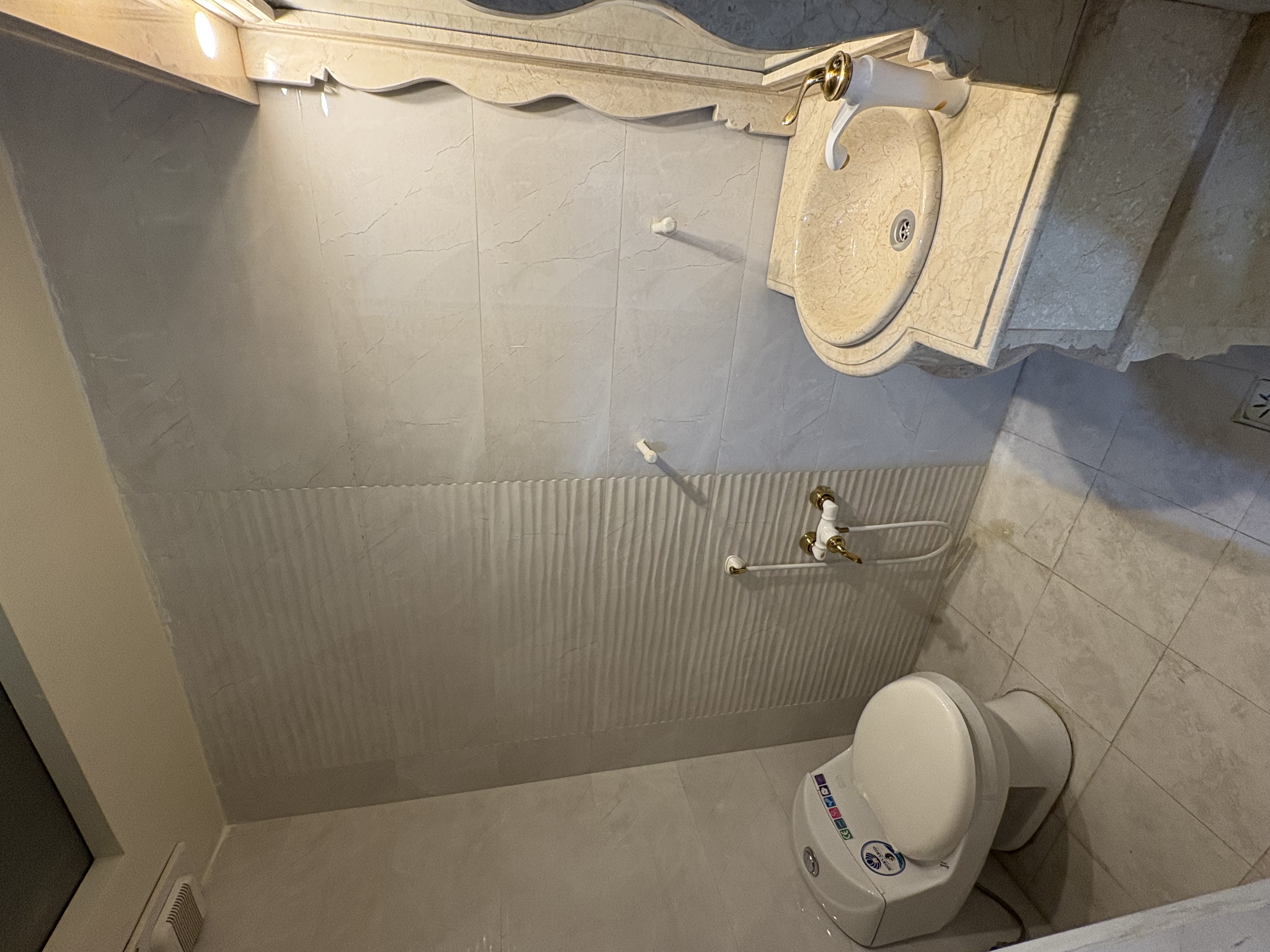 اجاره آپارتمان 107 متر پاسداران تاپ لوکیشن