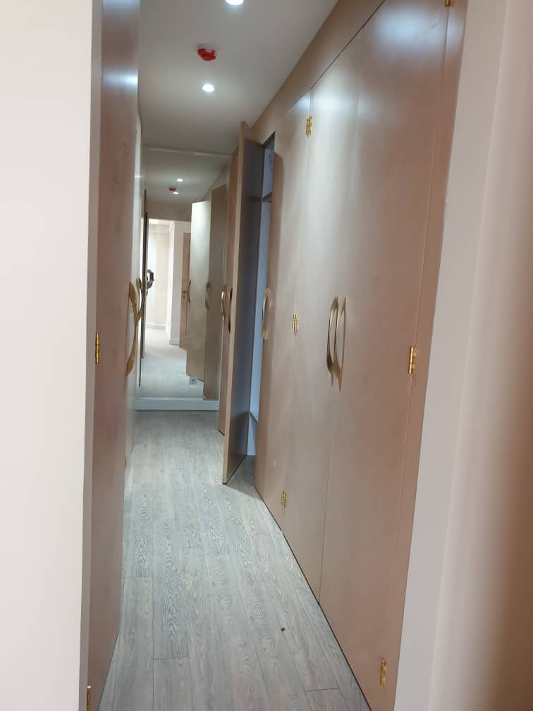 فروش آپارتمان 214 متر کامرانیه لوکیشن عالی ویو و مشرف به شهر