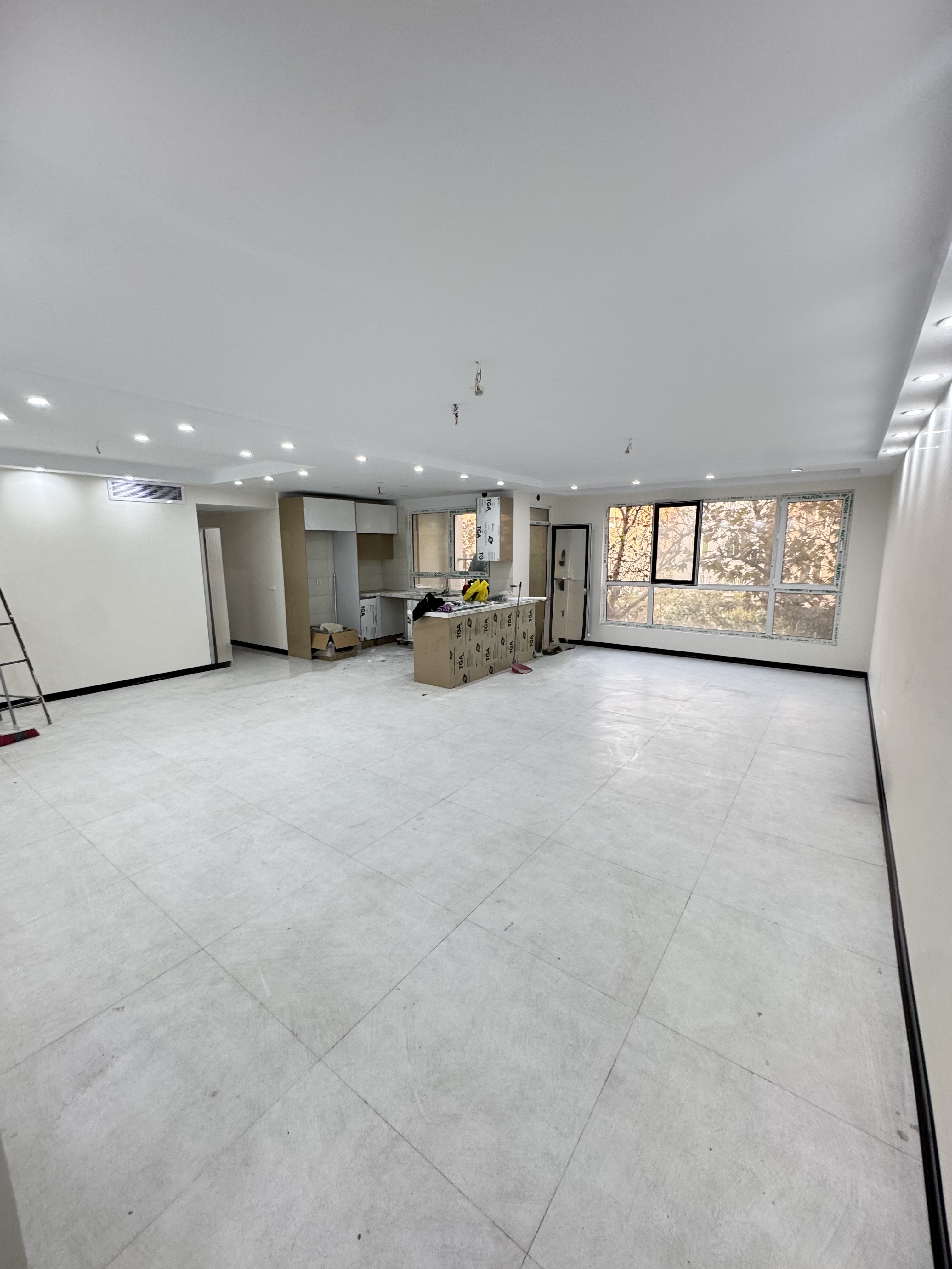 اجاره اپارتمان 127 متر فدک فول امکانات کلید نخورده