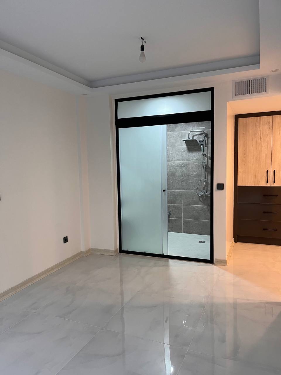 فروش آپارتمان 150 متر فول بازسازی شده تاپ لوکیشن دیباجی منظریه