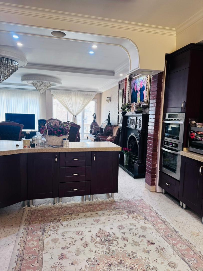 اجاره آپارتمان 210متر فرمانیه سه خواب تاپ لوکیشن