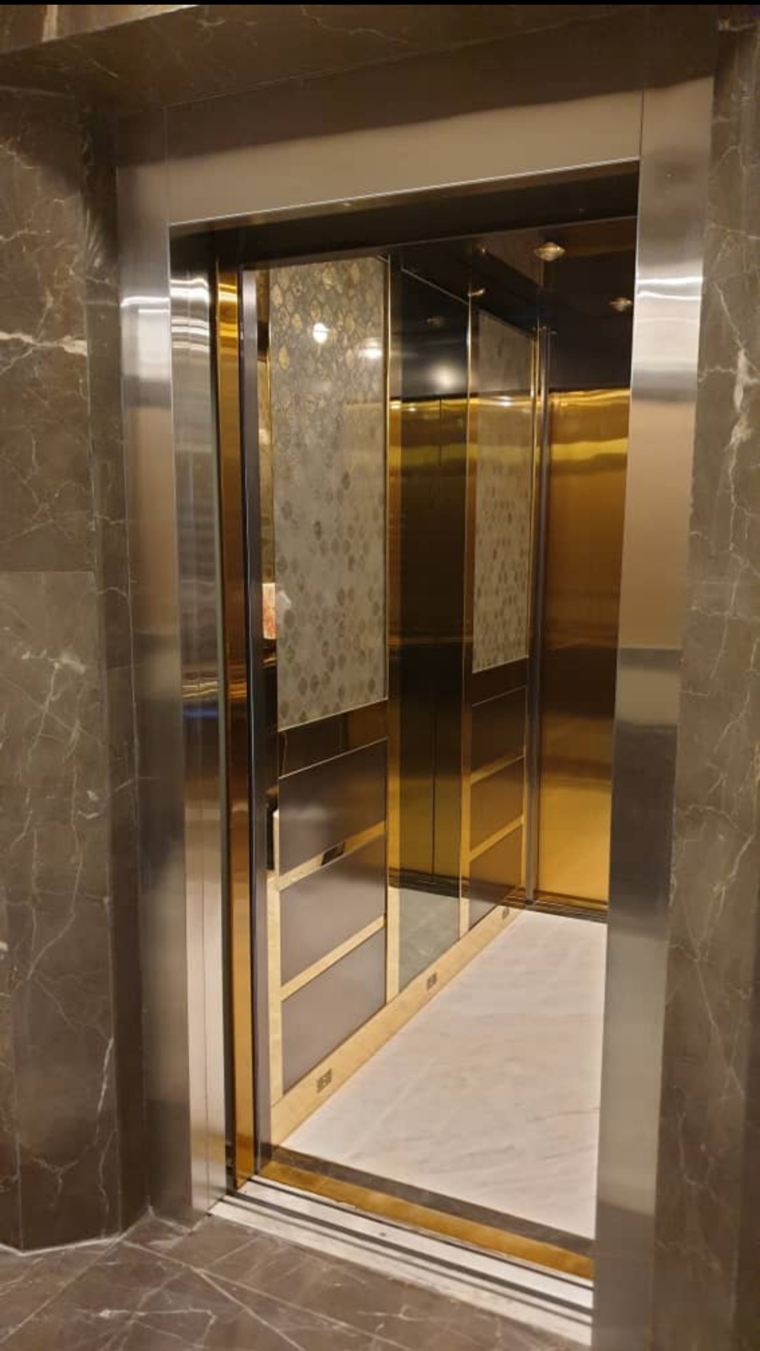 فروش فرمانیه شرقی طبقه هشتم امنیت لوکیشن اول ویو مشجر دسترسی