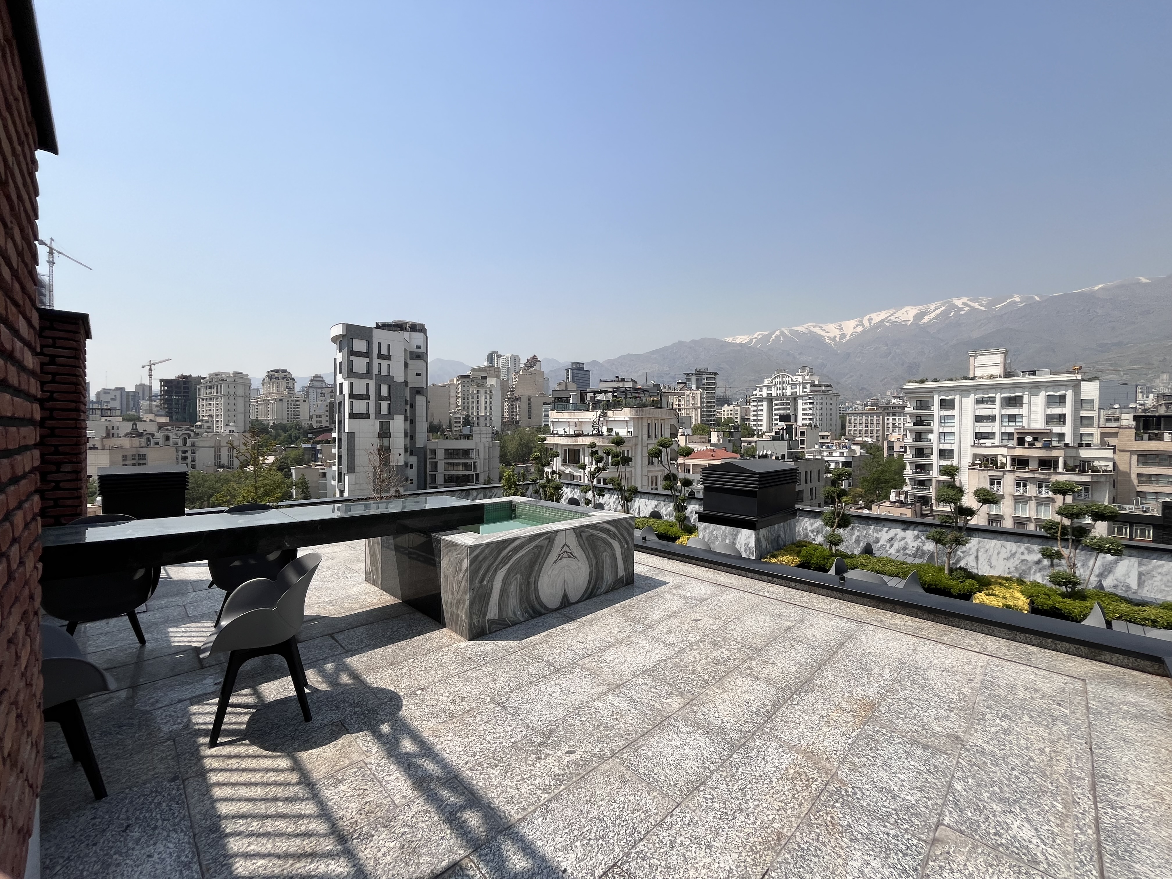 فروش آپارتمان 111 متر الهیه نوساز مدرن فول مشاعات