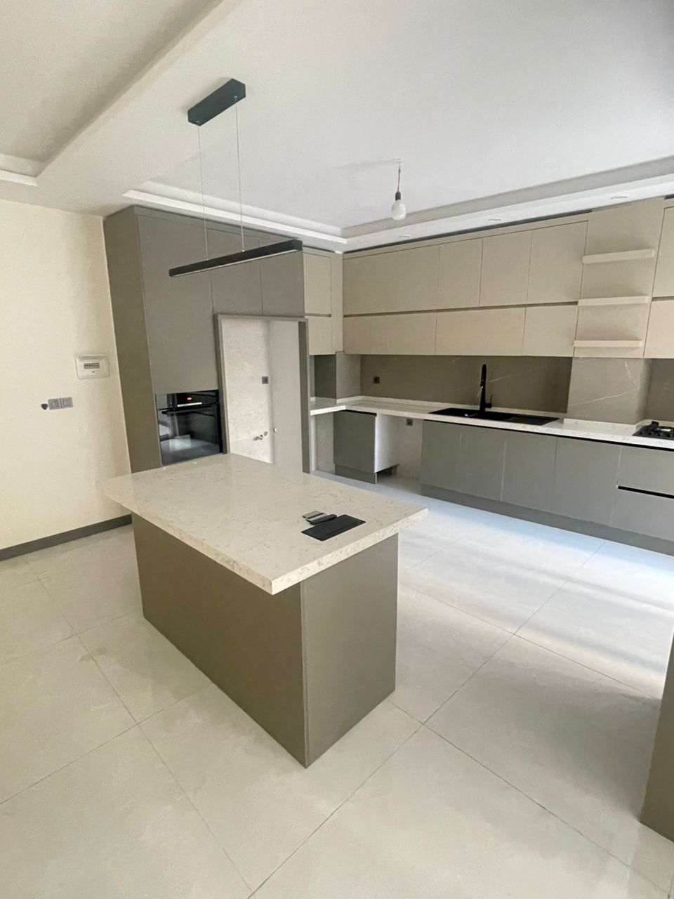 فروش آپارتمان 140 متر دیباجی جنوبی