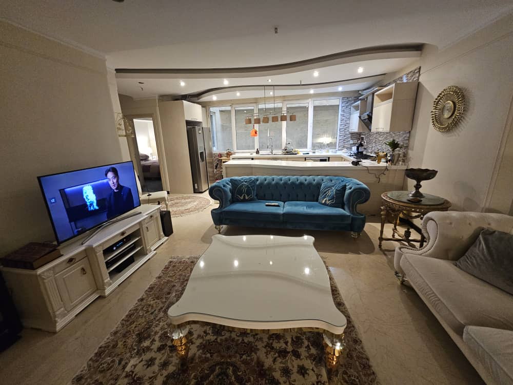 اپارتمان 100متری دو خواب فول مشاعات