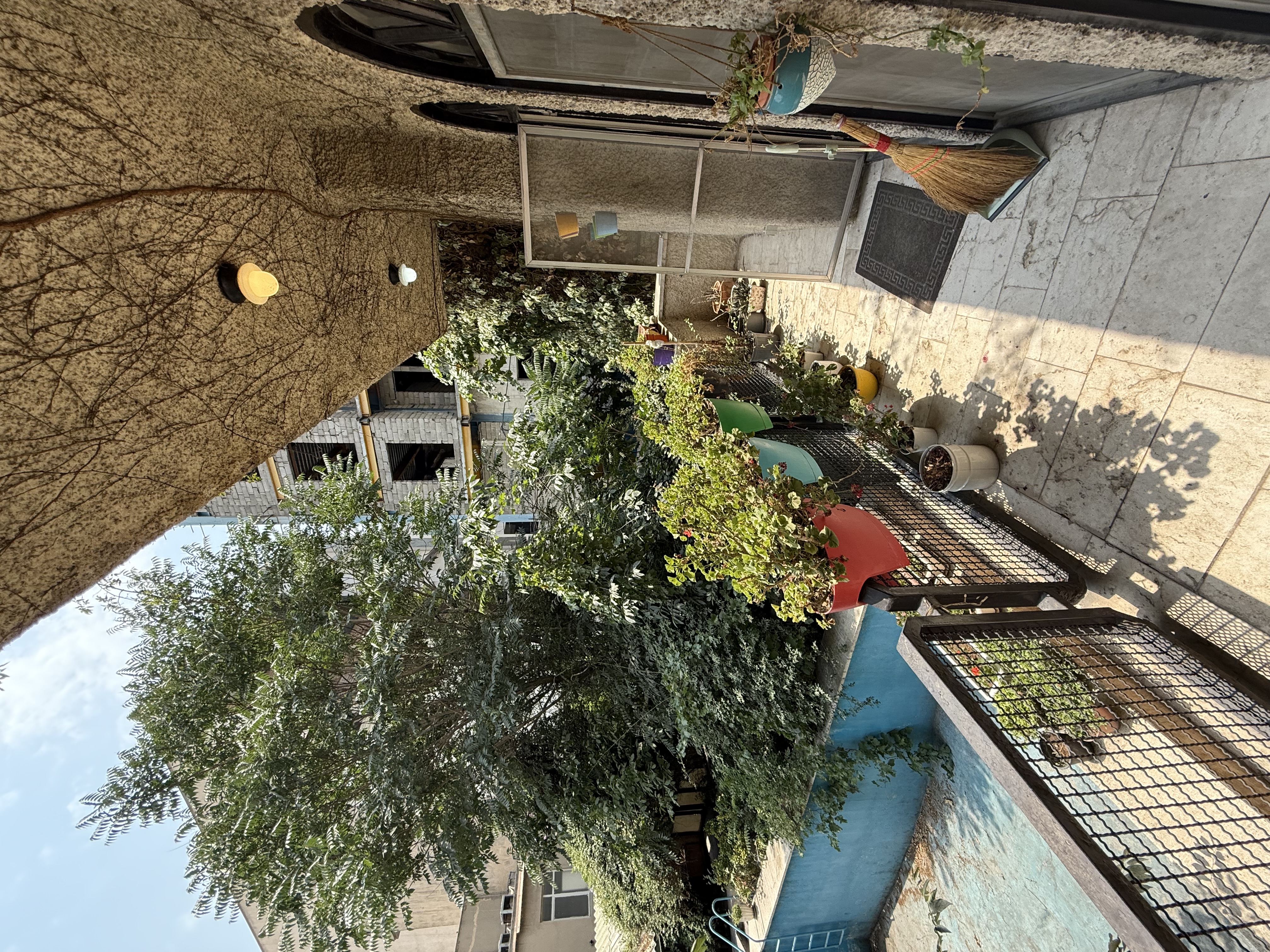 اجاره آپارتمان 230 متر نیاوران