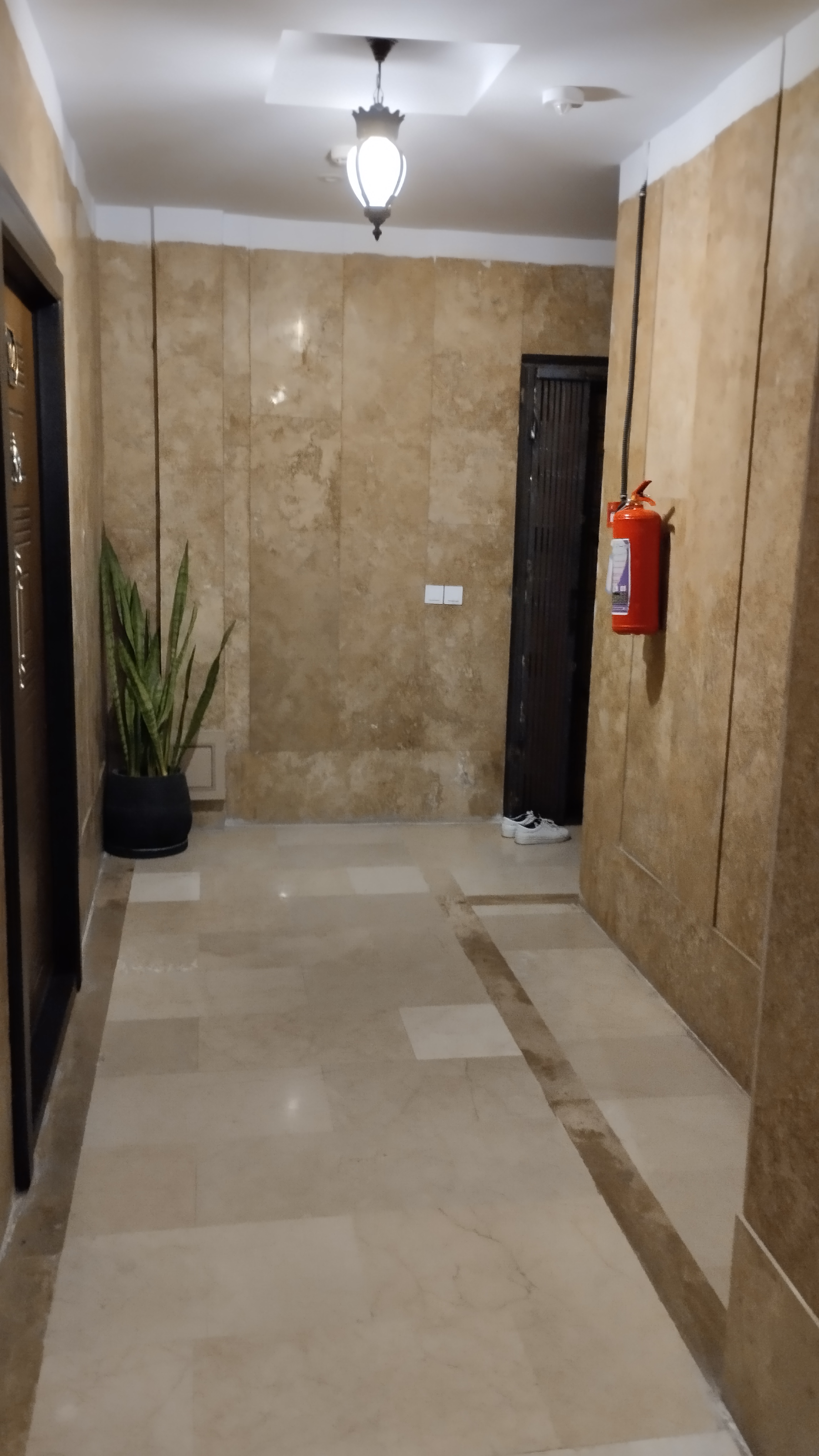 فروش آپارتمان 68 متر نیاوران فول مشاعات