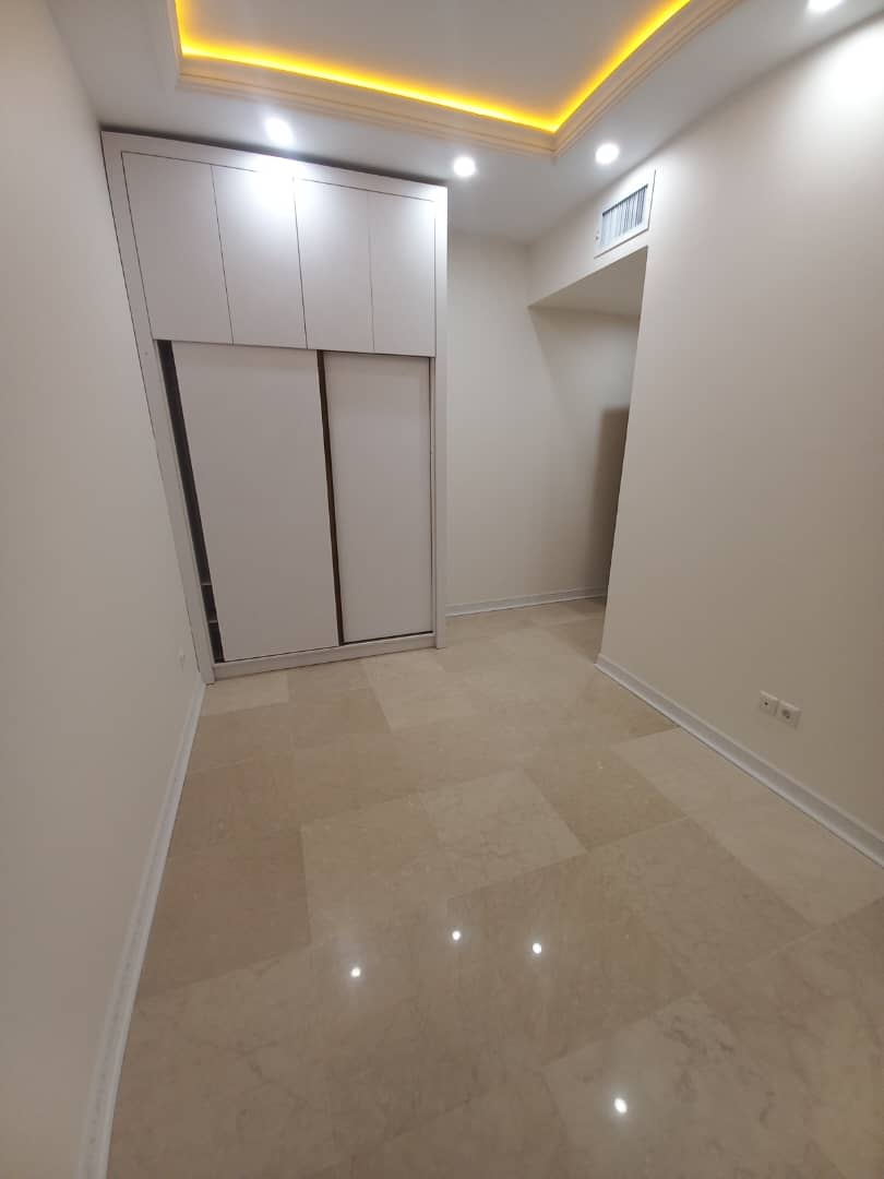 اجاره آپارتمان 130 متر سه خواب کلیدنخورده نارمک