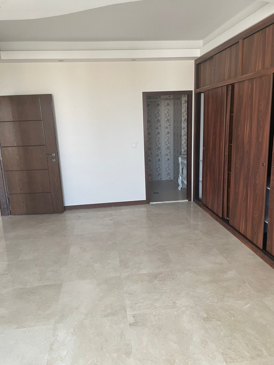 اجاره آپارتمان 200 متری نیاوران
