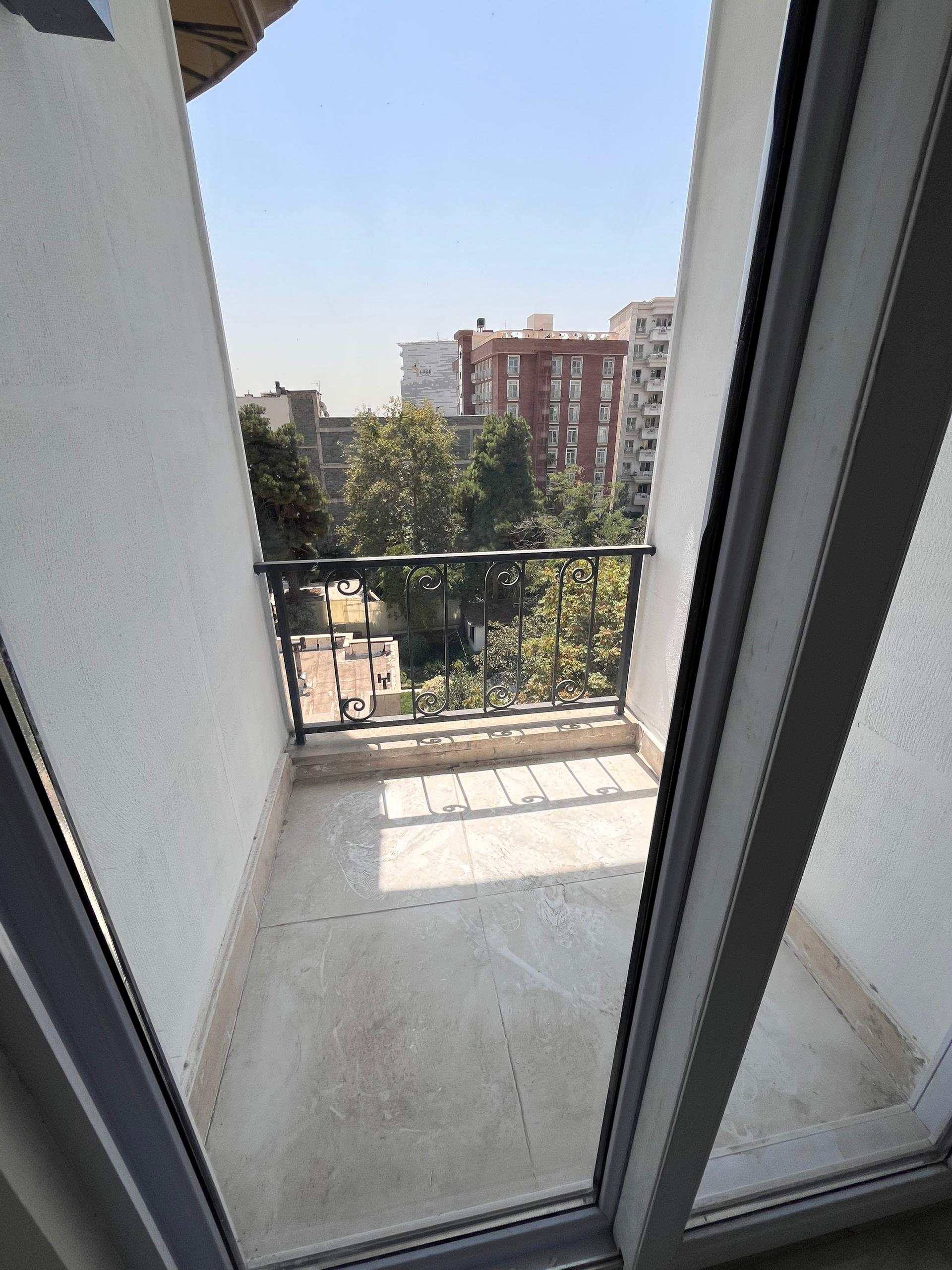 فروش آپارتمان 115 متر حکمت فول امکانات