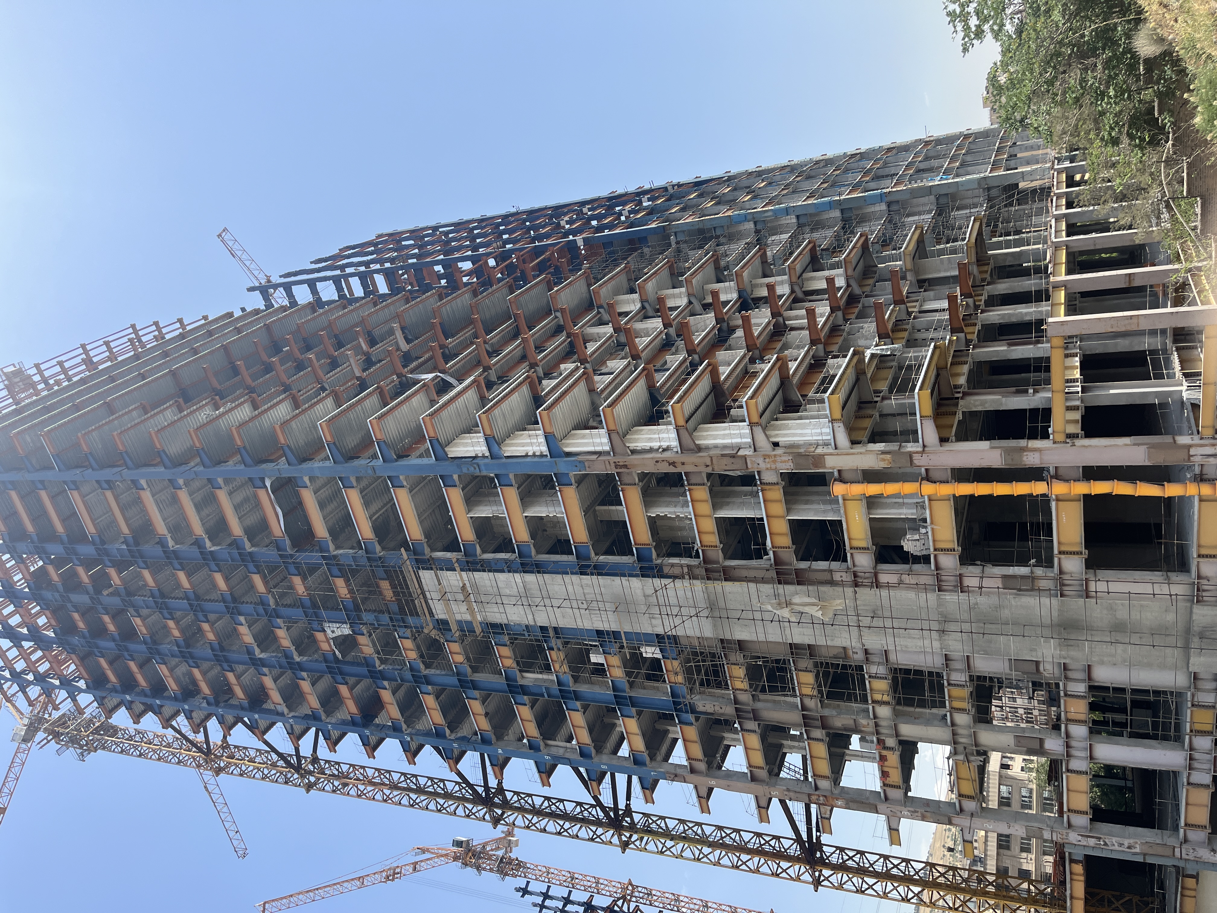 اپارتمان 75 متر فول تراس چیدمان