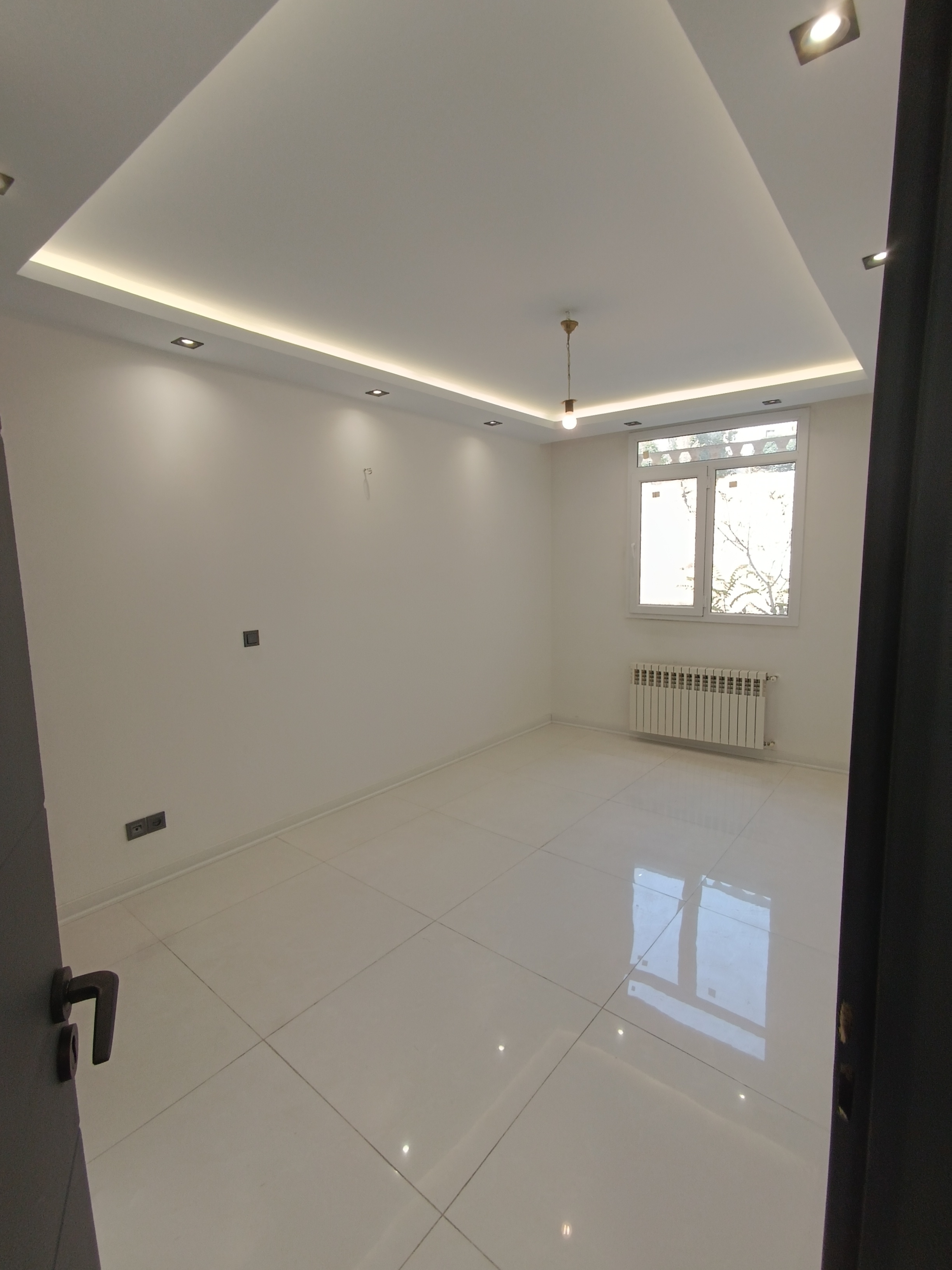 فروش آپارتمان 116 متر شهرک لاله 2 خواب فول بازسازی شده