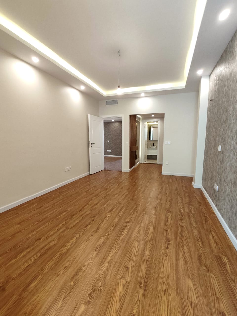 فروش آپارتمان 170 متر فرمانیه فول امکانات