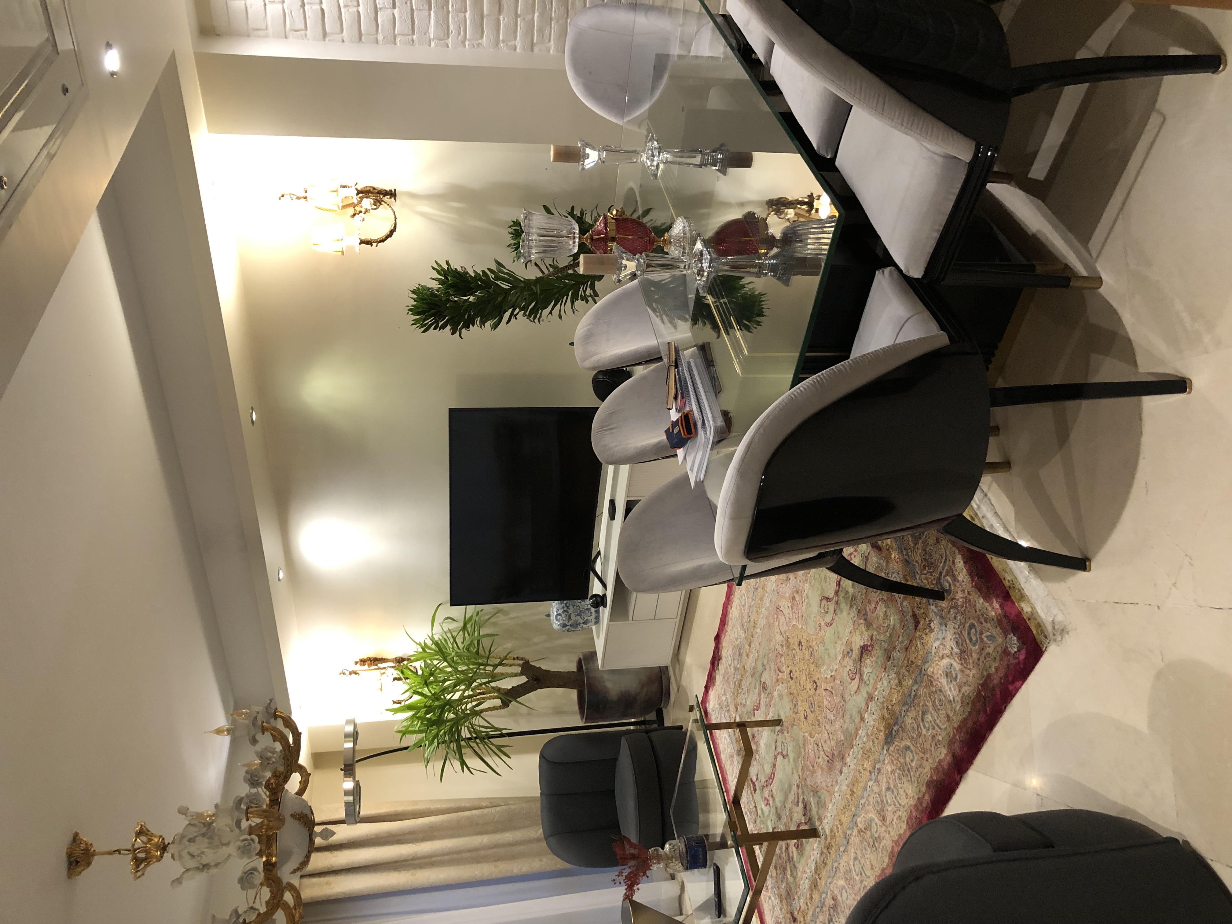 فروش آپارتمان 110 متر شمال کاخ  نیاوران خوش نقشه