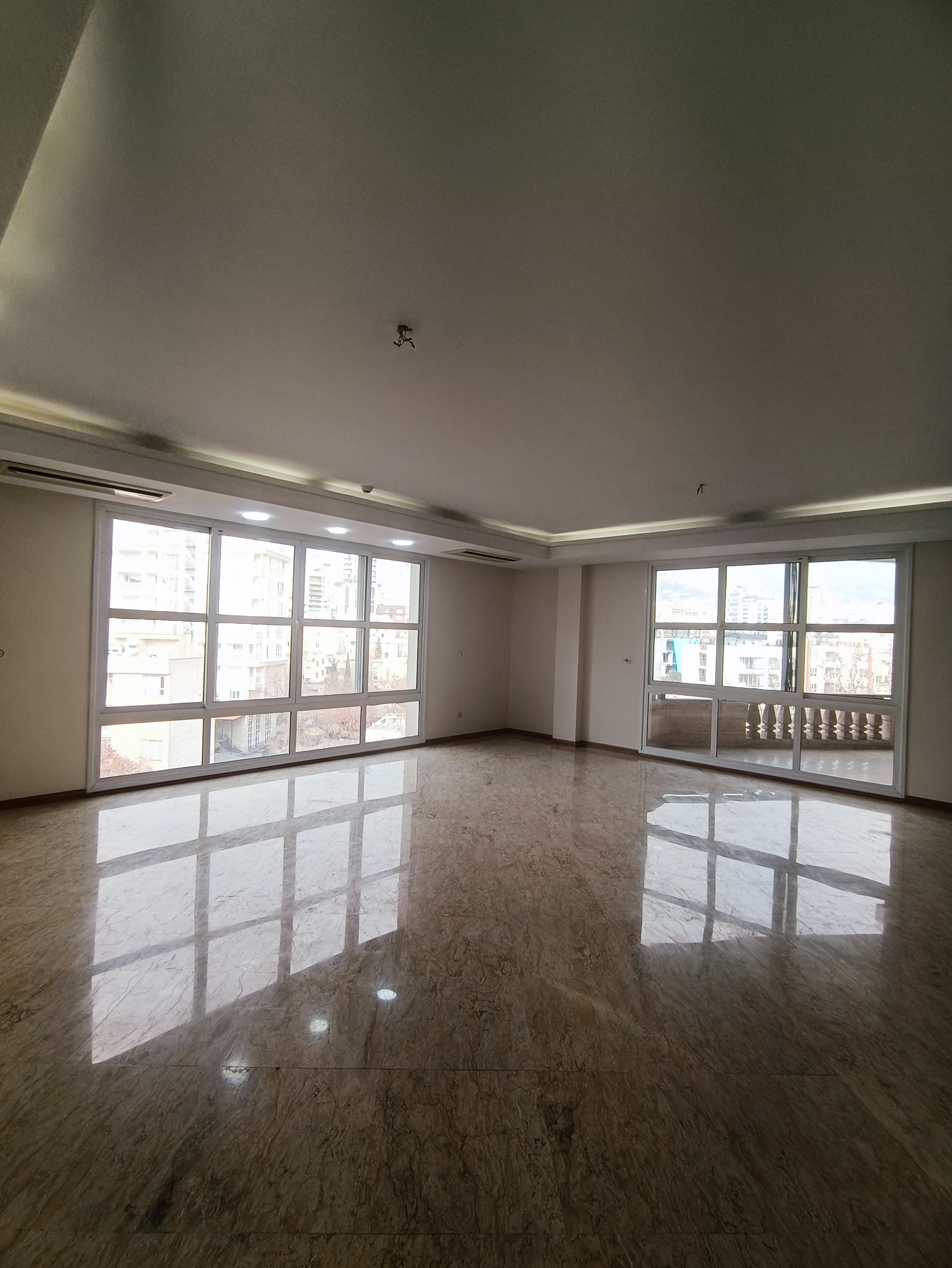 280متر مربع 3خواب مستر
