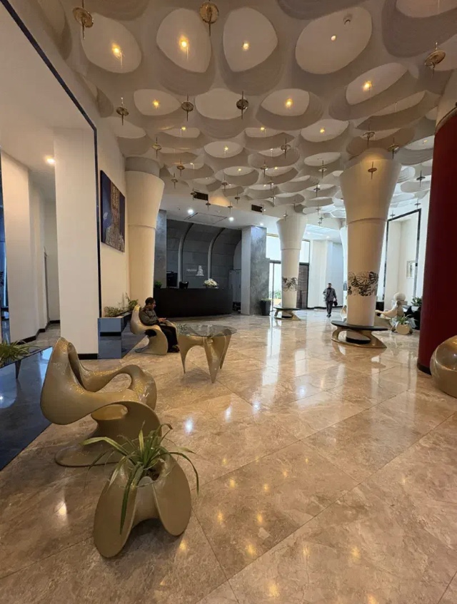 اجاره آپارتمان 210 متر نیاوران کلیدنخورده ویو ابدی فول مشاعات