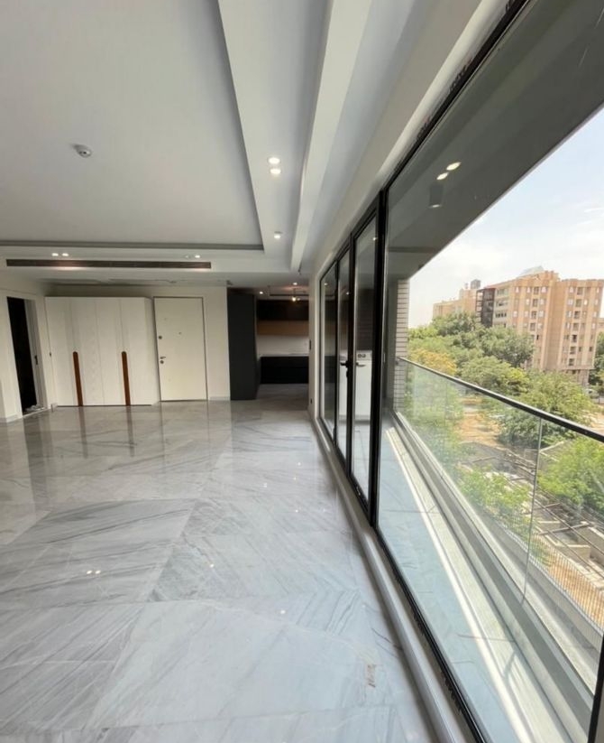 فروش آپارتمان 255 متر  فرمانیه شرقی نوساز