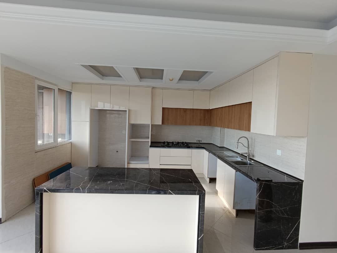 فروش آپارتمان 130 متر کلید نخورده تکواحدی در اختیاریه