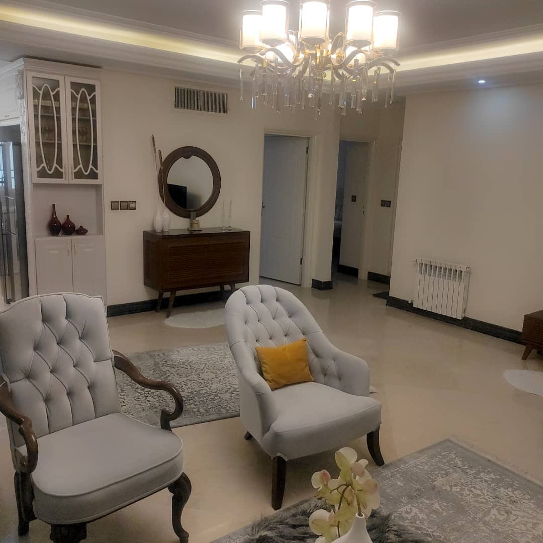 فروش آپارتمان 103متر فدک 2پارکینگ سندی