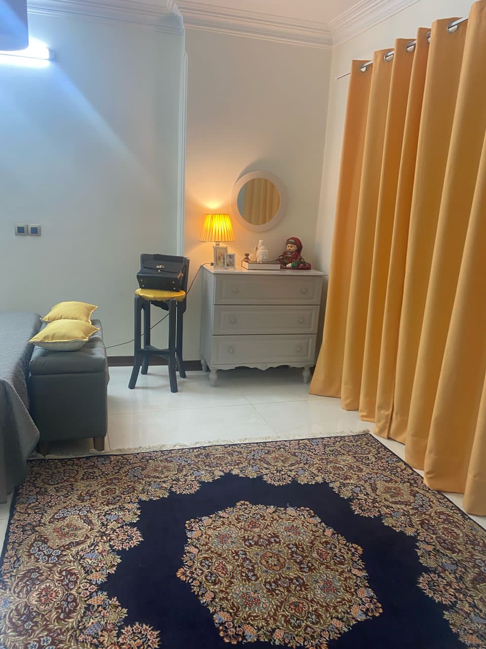 فروش آپارتمان  105متر نیاوران  استخر فعال