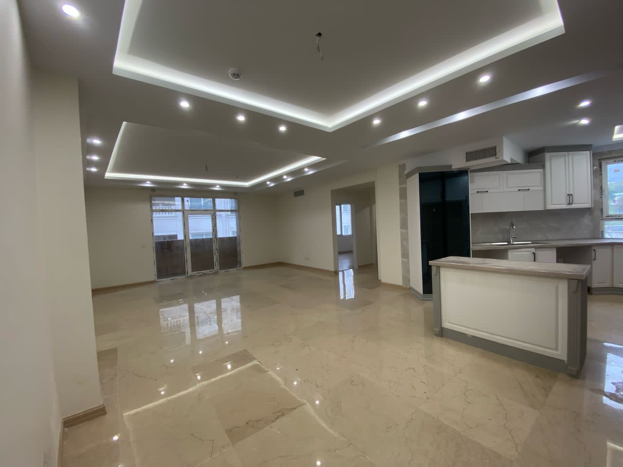 فروش آپارتمان 110متری 2خواب حکمت فول امکانات