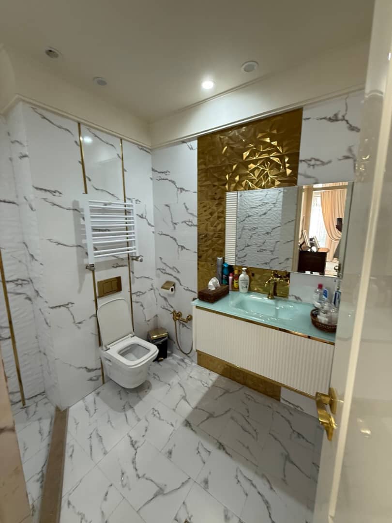 اجاره آپارتمان 185 متر نیاوران