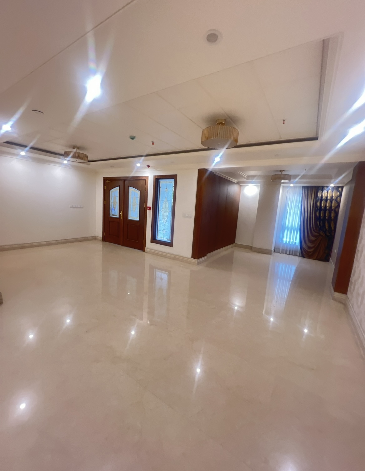 فروش آپارتمان 150 متر دروس 3 خواب 2 پارکینگ سندی