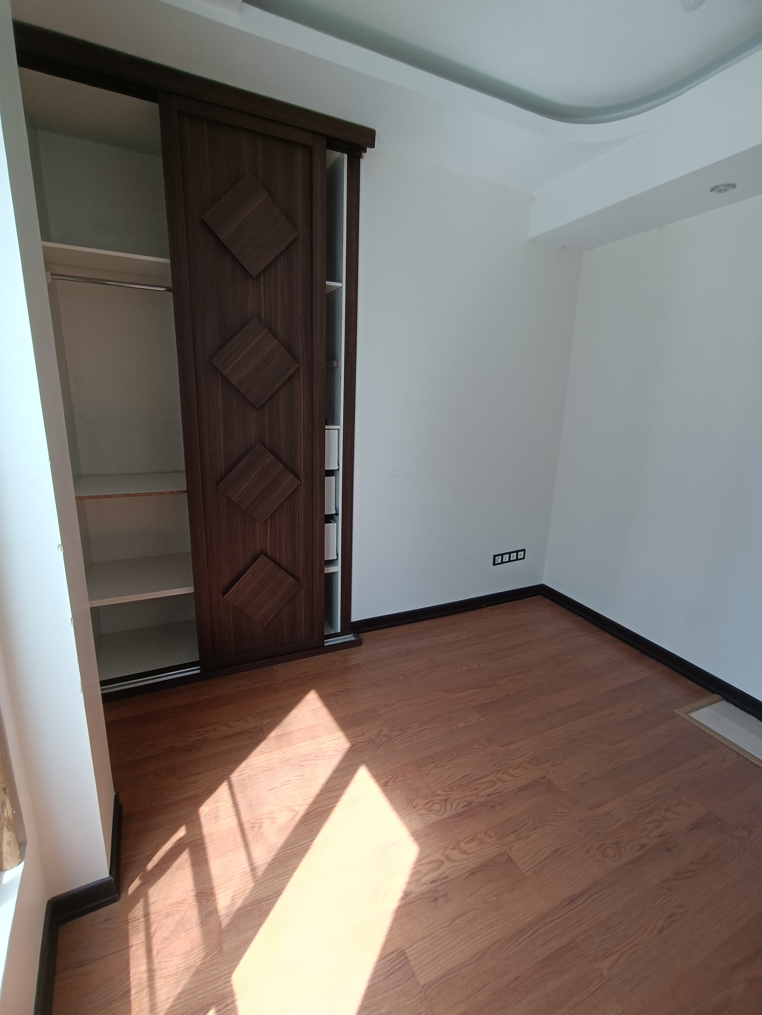 170متر مربع،3خوتبه