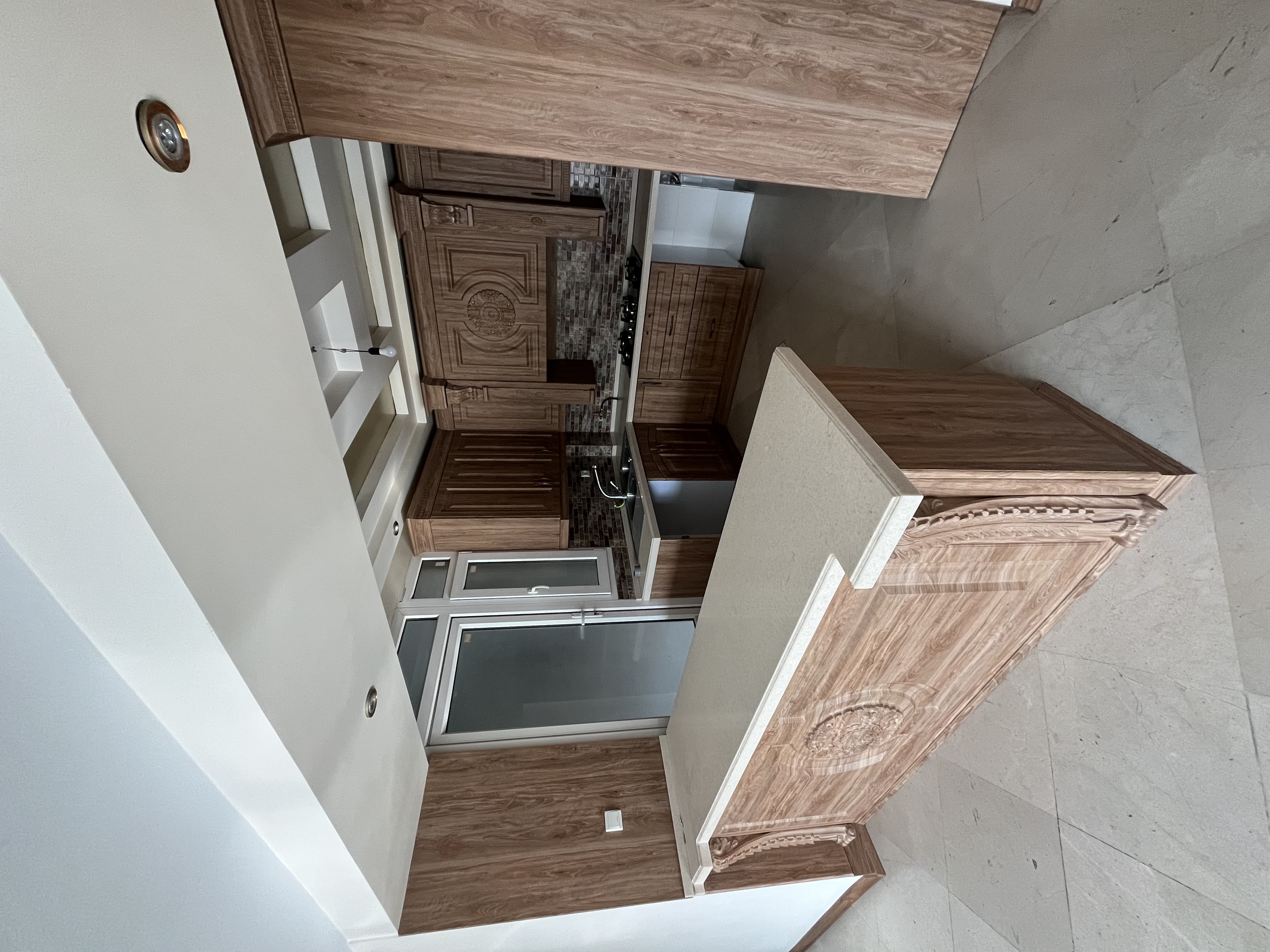 فروش آپارتمان 130 متر سه خواب 5 ساله در تاپ لوکیشن کیکاووس