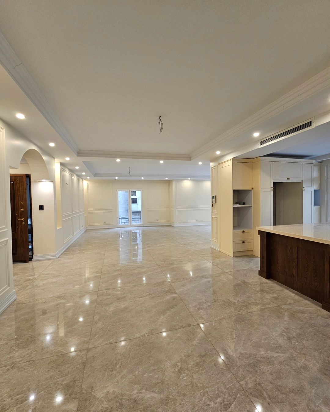 فروش آپارتمان فرمانیه 220 متر 3خواب فول مشاعات